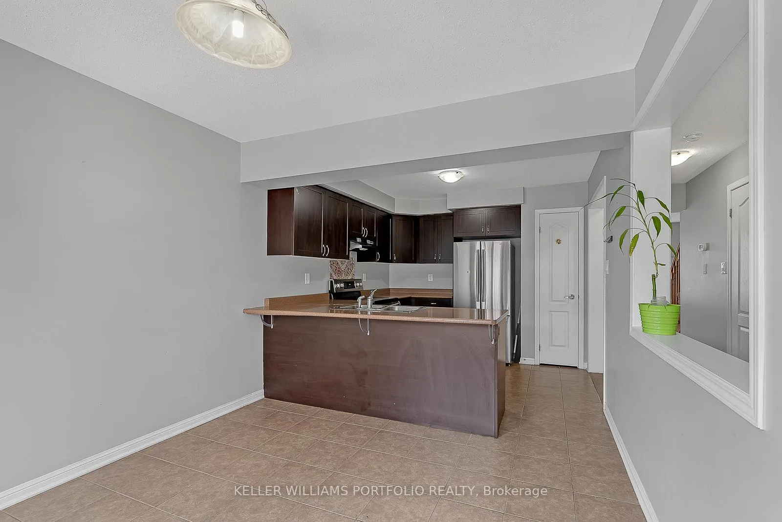 Photo 12 of 32 Affleck Road, Brampton, Northwest Brampton — HOMEH