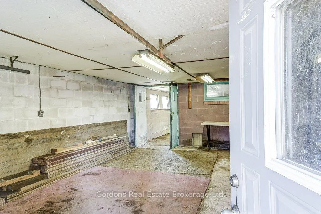 Photo 40 of 130 Confederation Street, Halton Hills, Glen Williams — HOMEH