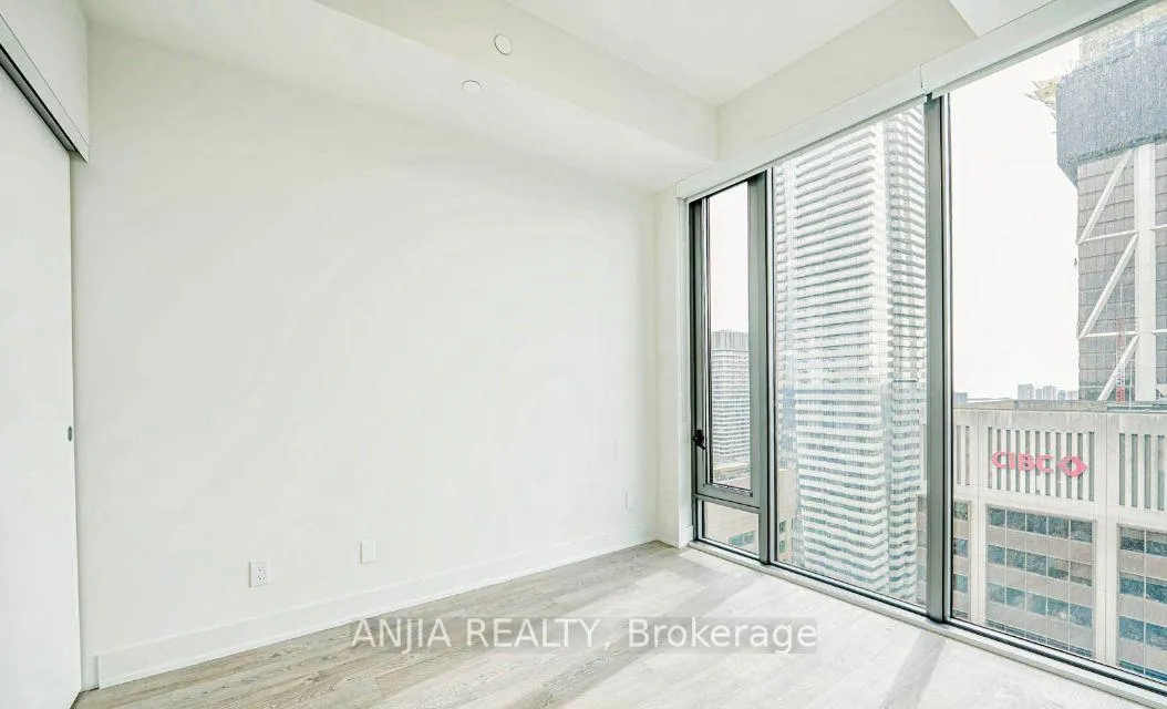 Photo 5 of Unit 4705, 8 Cumberland Street, Toronto, The Annex — HOMEH