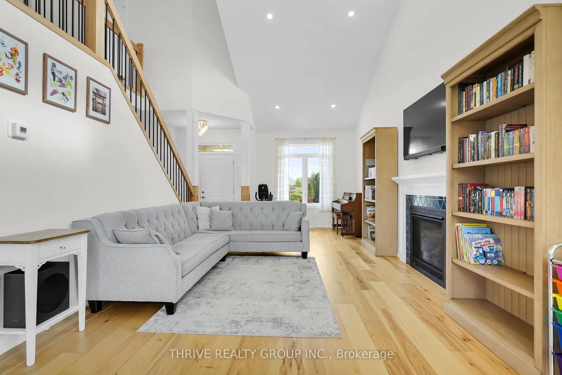 Photo 6 of 3 Elliot Street, Strathroy-Caradoc, SE — HOMEH