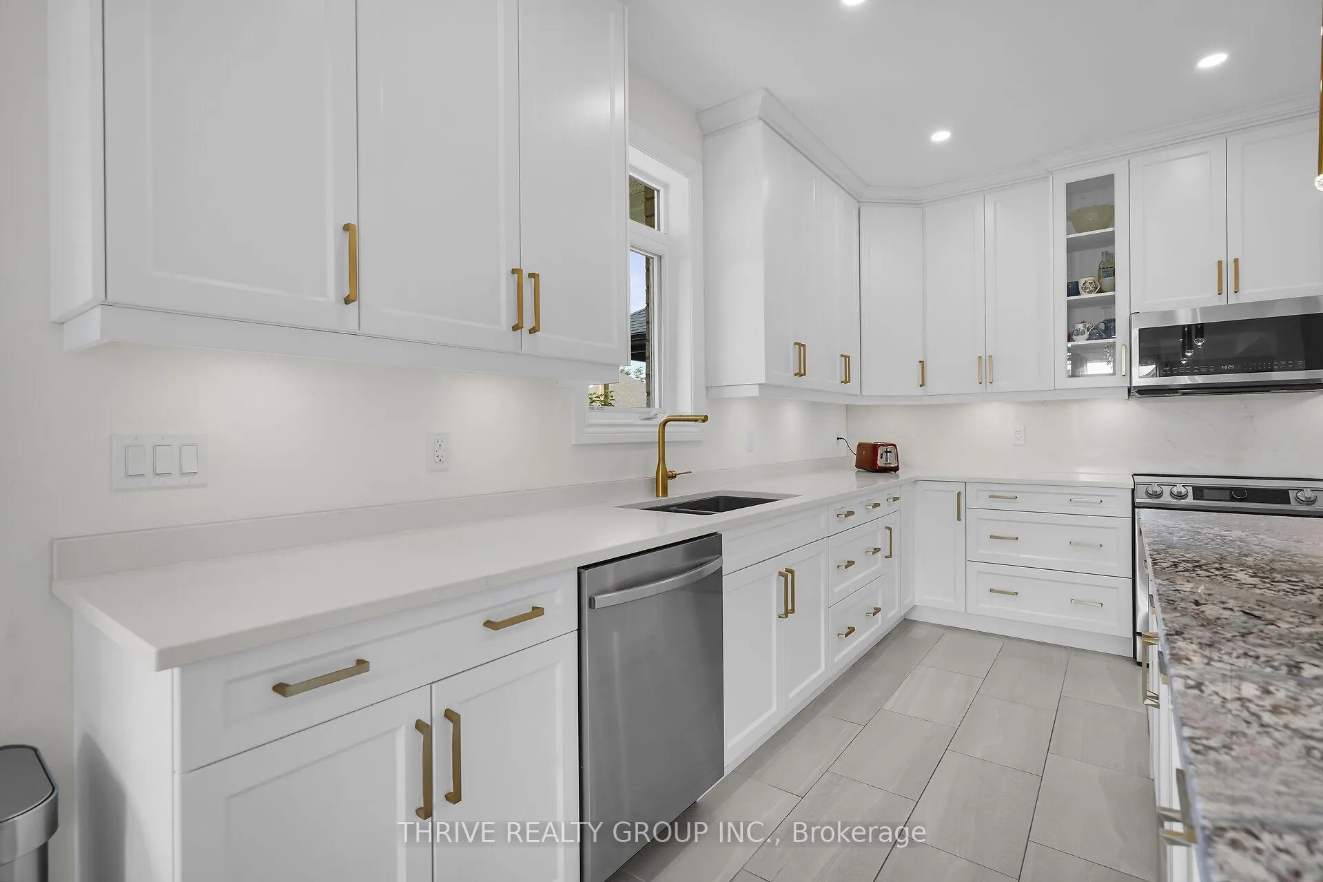 Photo 16 of 3 Elliot Street, Strathroy-Caradoc, SE — HOMEH