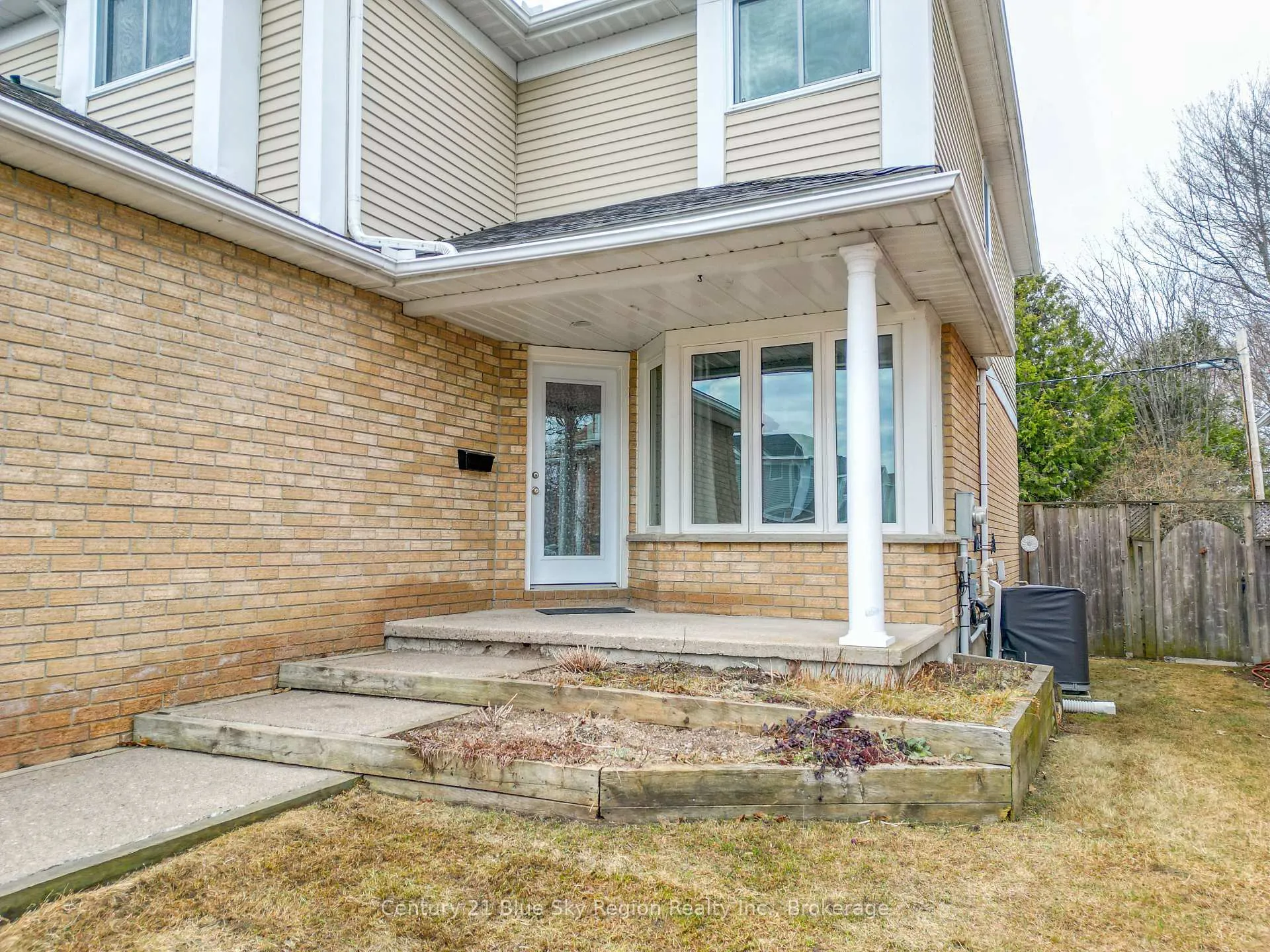 Photo 2 of 663 Tackaberry Drive, North Bay, West End — HOMEH