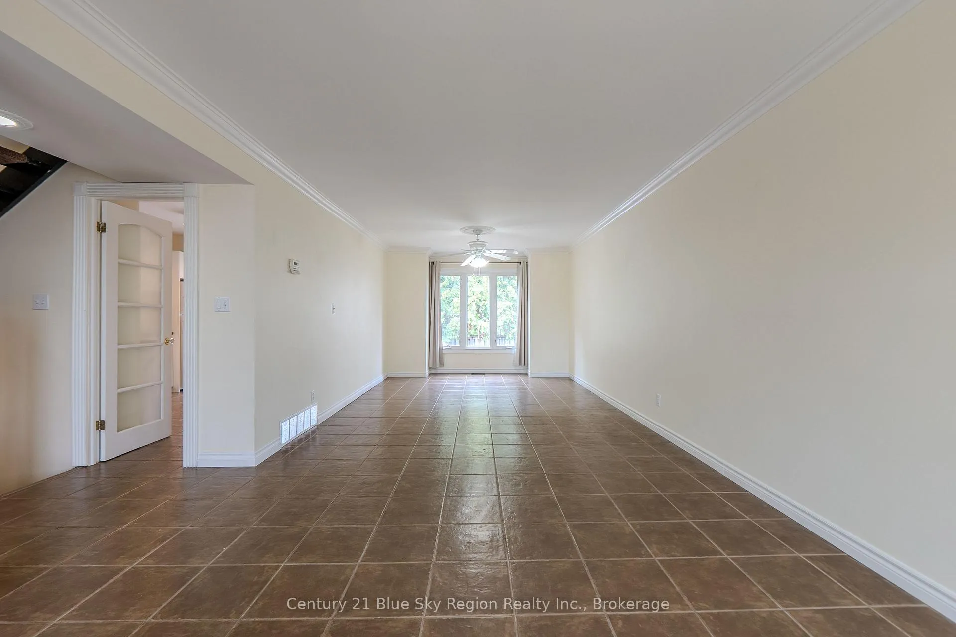Photo 13 of 663 Tackaberry Drive, North Bay, West End — HOMEH