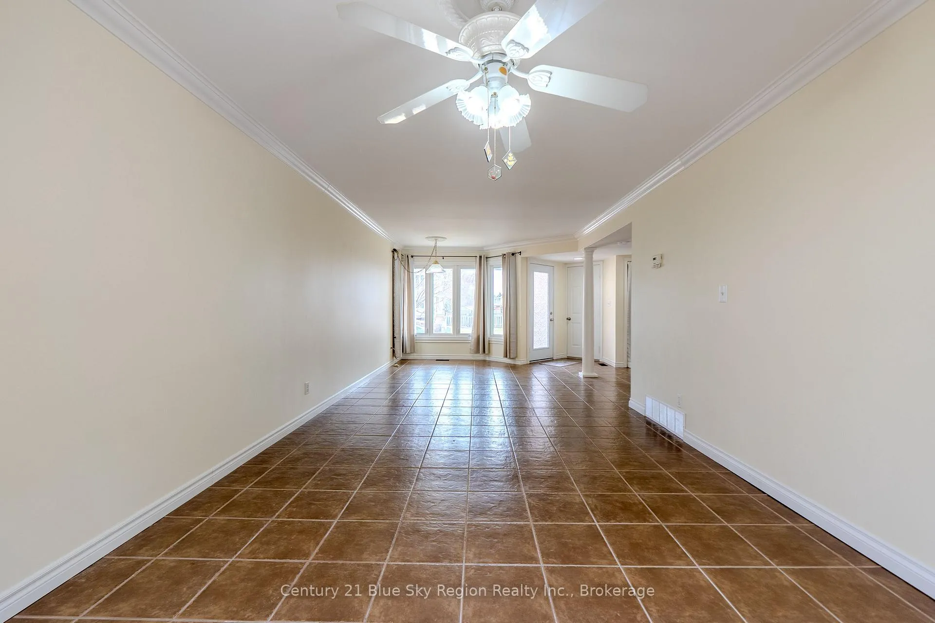 Photo 15 of 663 Tackaberry Drive, North Bay, West End — HOMEH