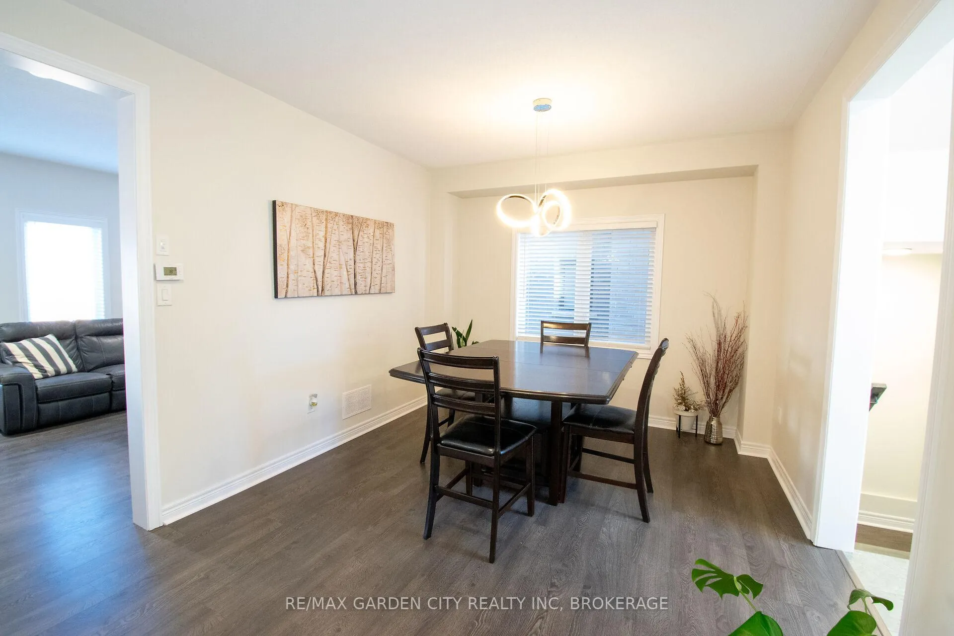 Photo 15 of 243 Shoreview Drive, Welland, Hwy 406/Welland — HOMEH