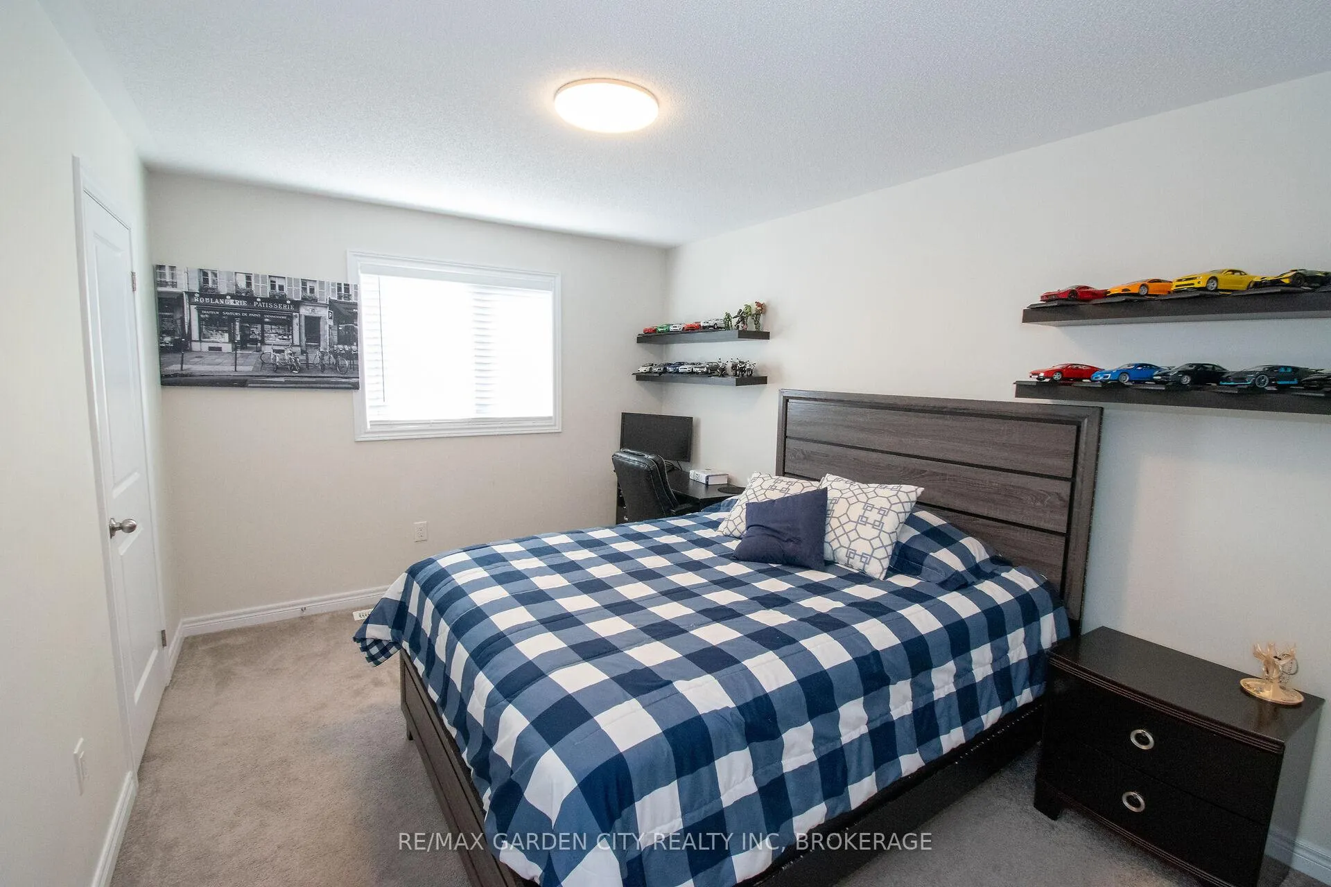 Photo 33 of 243 Shoreview Drive, Welland, Hwy 406/Welland — HOMEH
