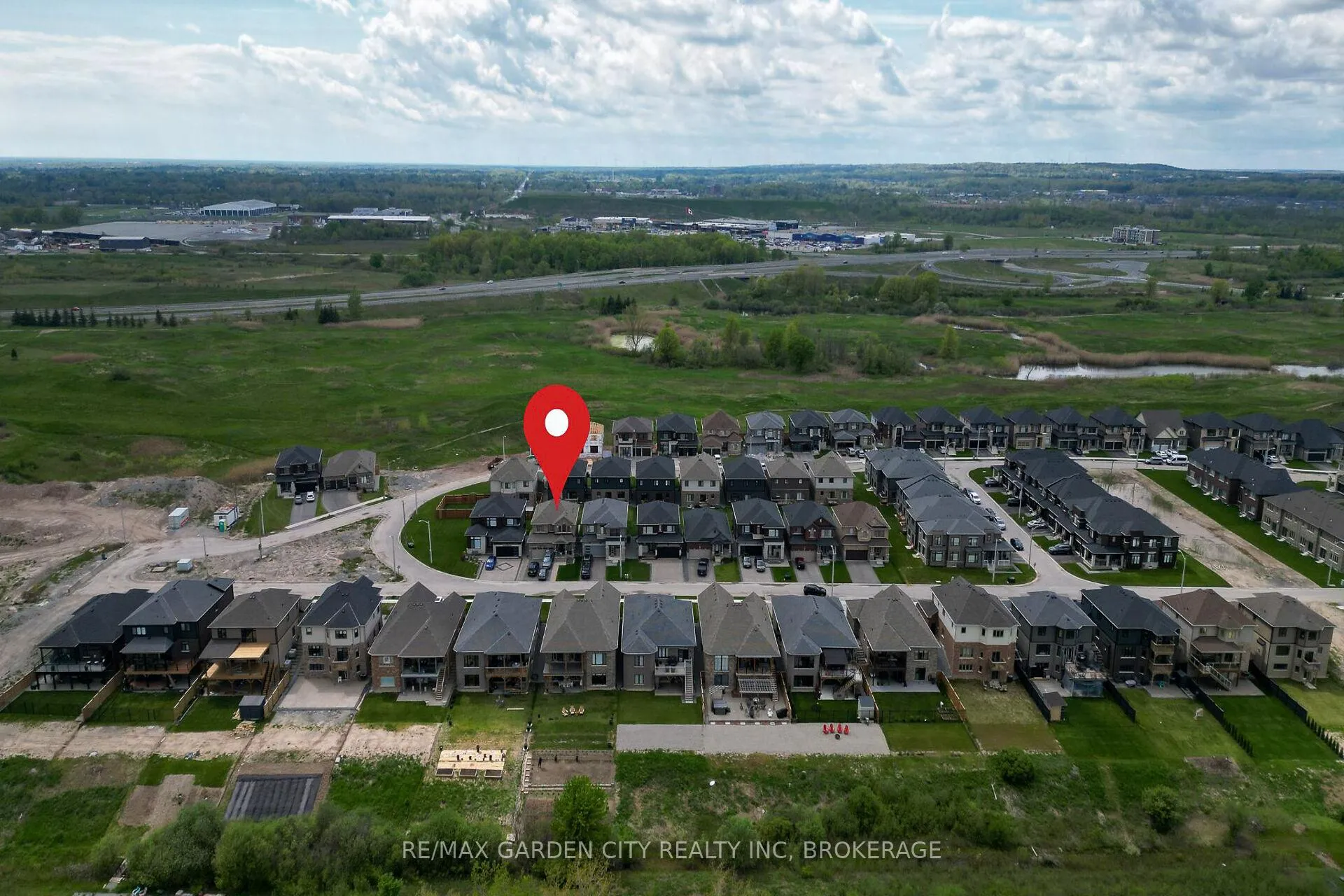 Photo 46 of 243 Shoreview Drive, Welland, Hwy 406/Welland — HOMEH