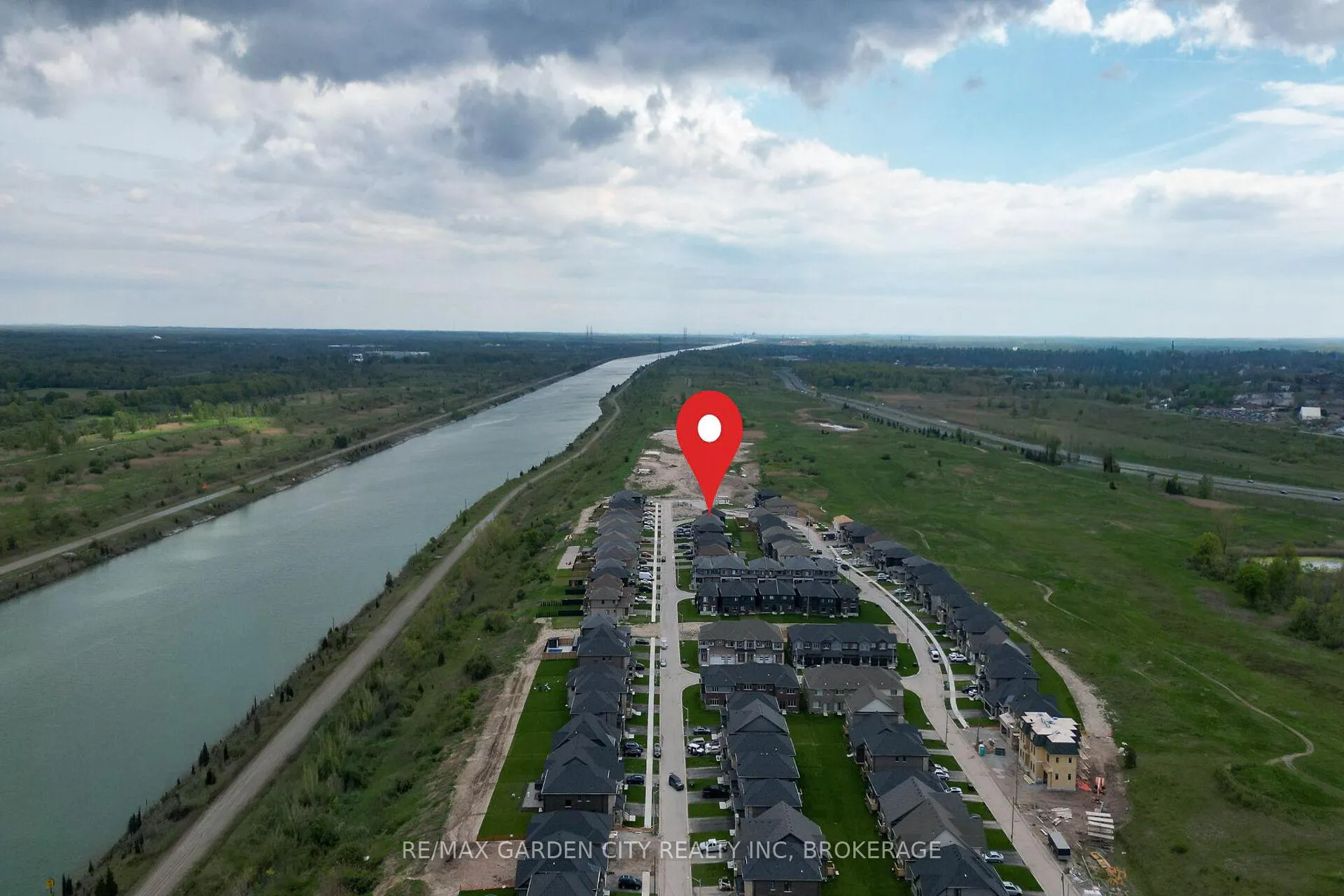 Photo 48 of 243 Shoreview Drive, Welland, Hwy 406/Welland — HOMEH