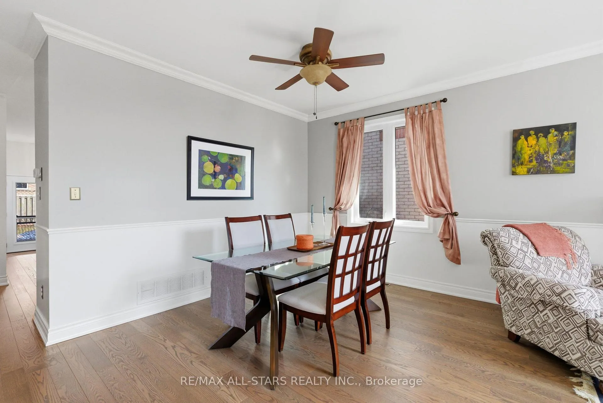 Photo 8 of 49 Rosena Lane, Uxbridge — HOMEH