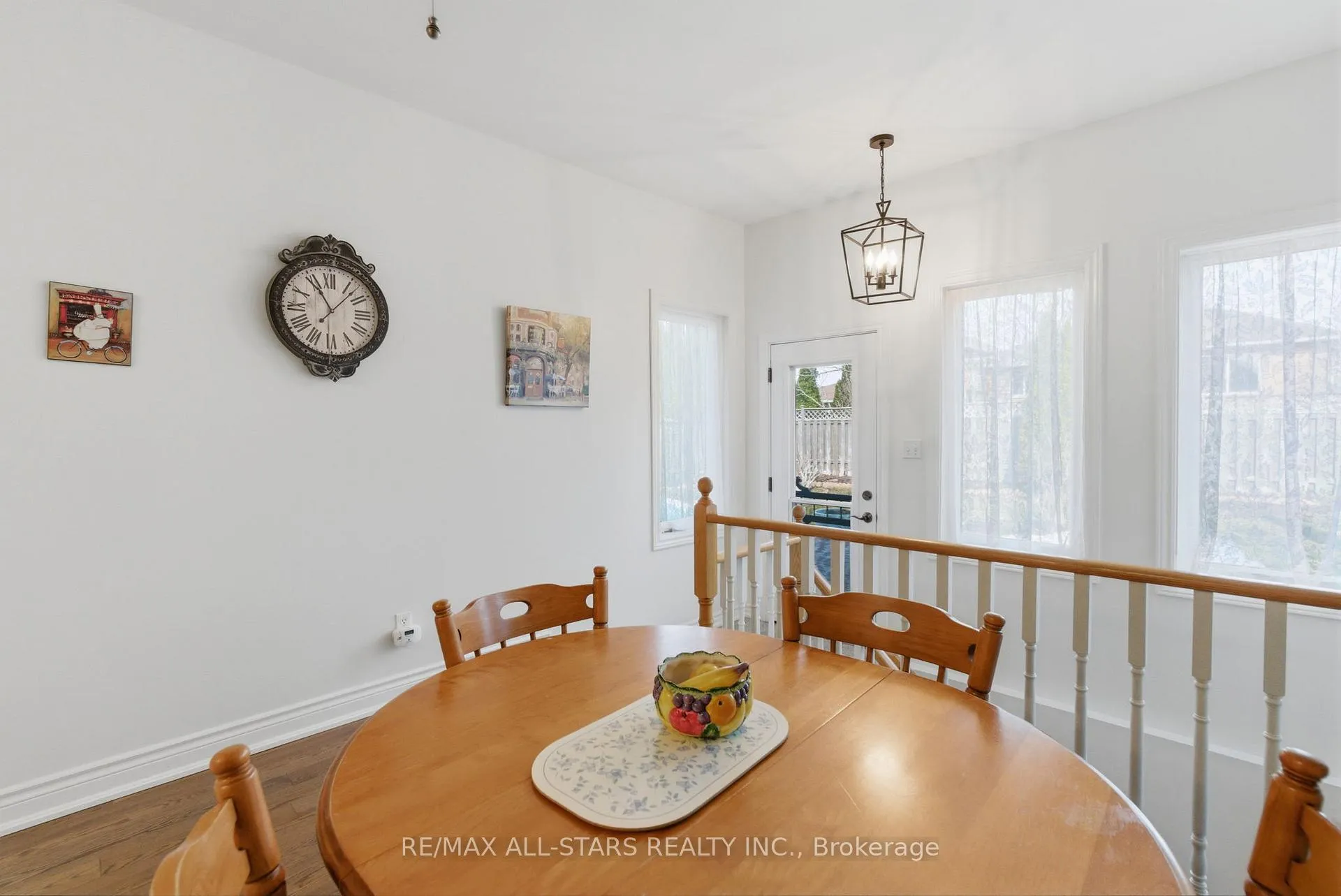 Photo 19 of 49 Rosena Lane, Uxbridge — HOMEH