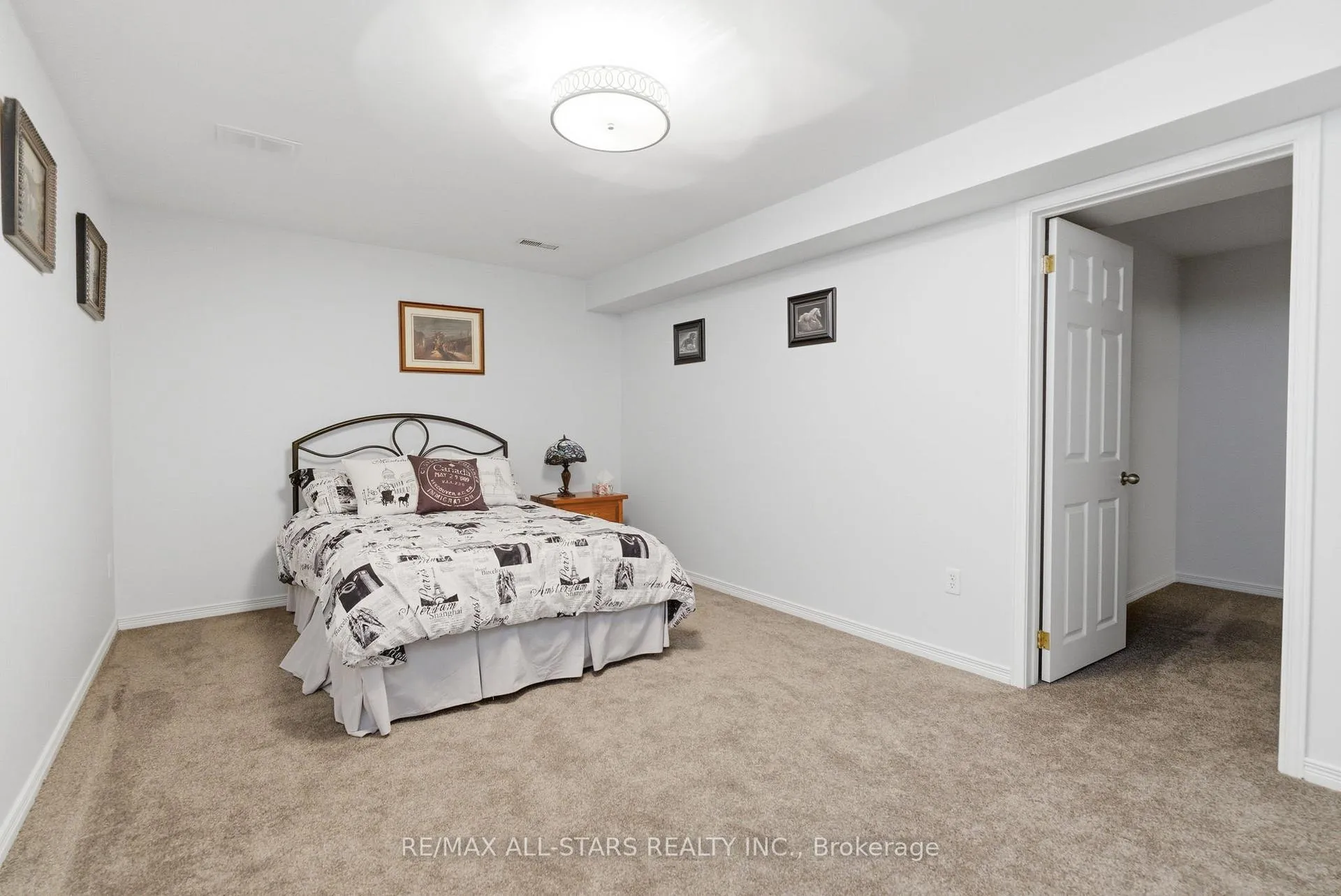 Photo 34 of 49 Rosena Lane, Uxbridge — HOMEH