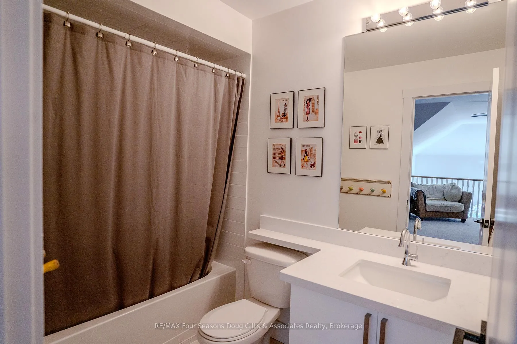 Photo 13 of 44 Hughes Street, Collingwood — HOMEH