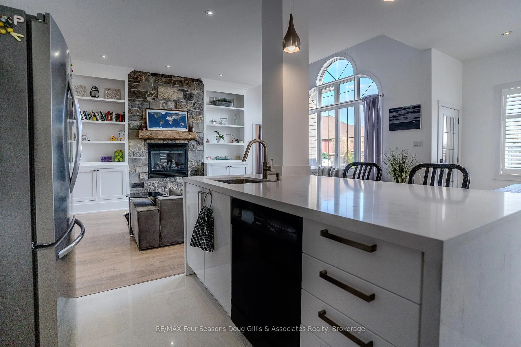 Photo 42 of 44 Hughes Street, Collingwood — HOMEH