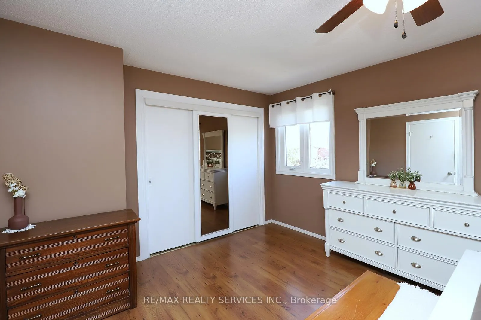 Photo 27 of 21 Shenstone Avenue, Brampton, Heart Lake West — HOMEH