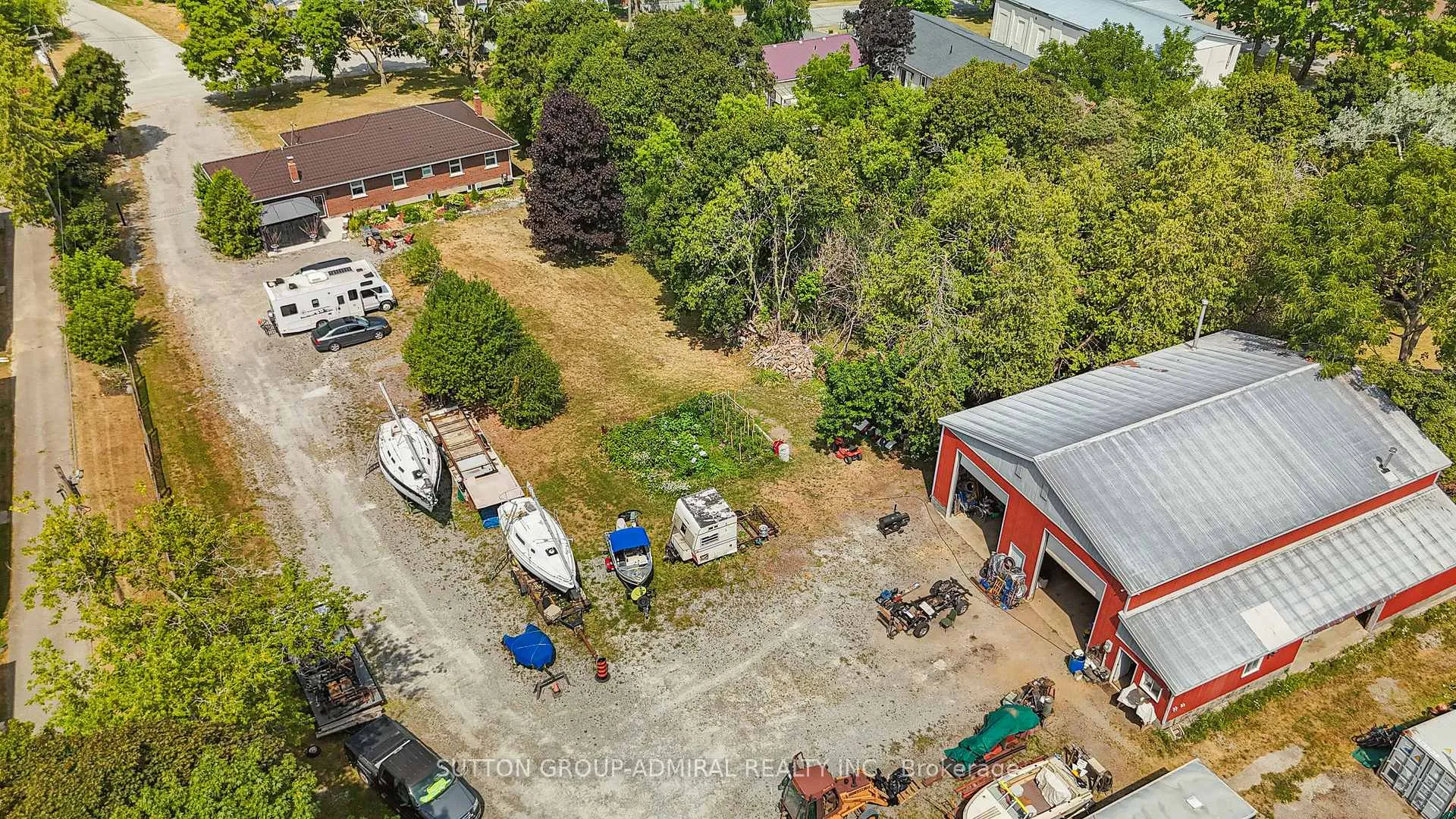Photo 4 of 499 York Street, Brock, Beaverton — HOMEH