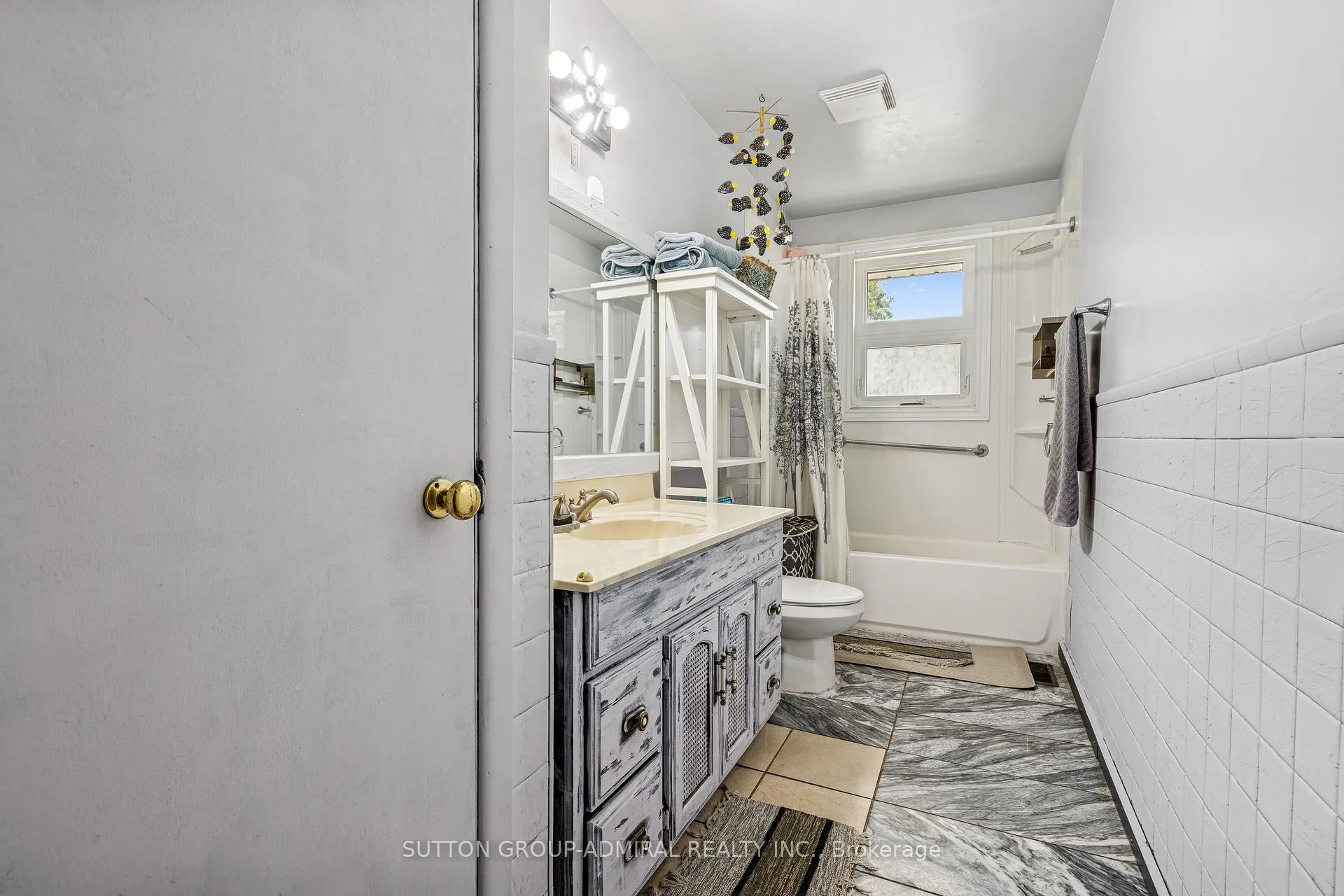 Photo 23 of 499 York Street, Brock, Beaverton — HOMEH