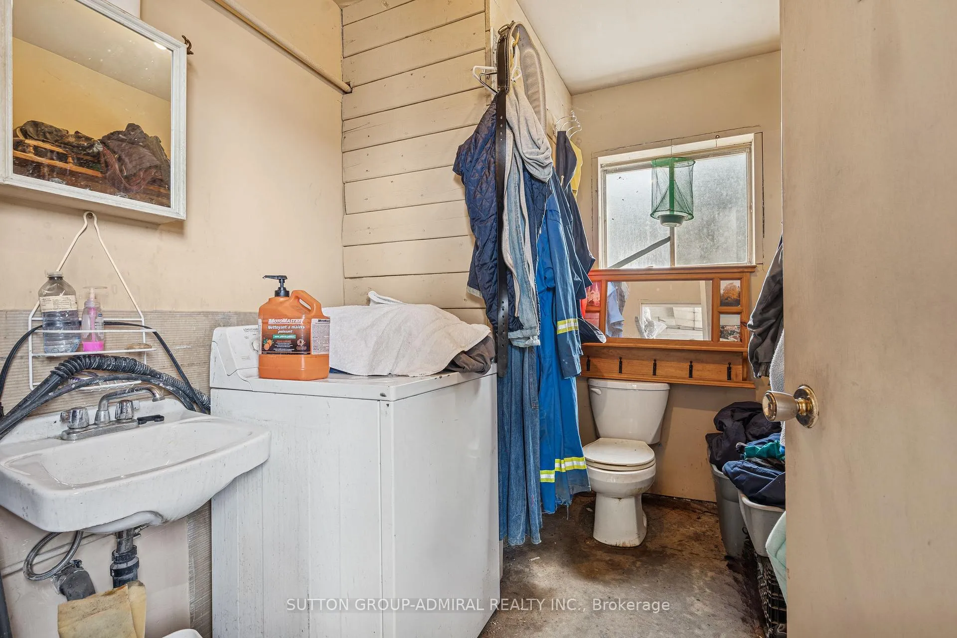 Photo 44 of 499 York Street, Brock, Beaverton — HOMEH