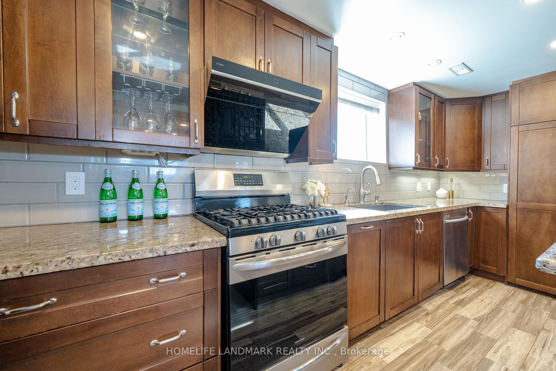 Photo 17 of 57 Riveredge Drive, Georgina, Keswick South — HOMEH
