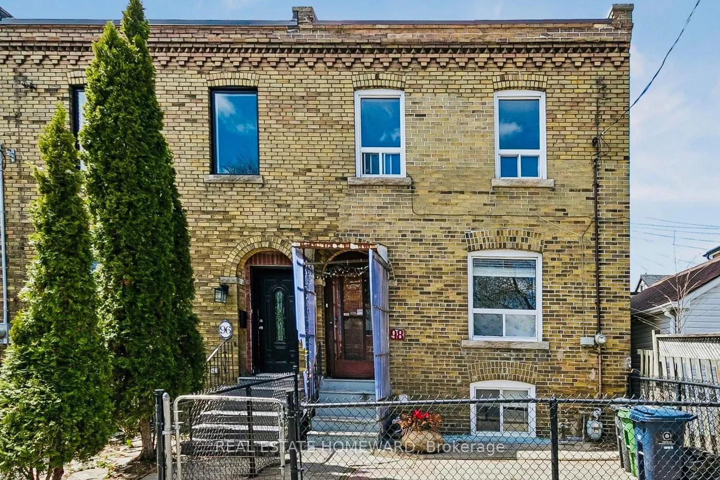 Photo 1 of 98 Via Italia, Toronto, Corso Italia-Davenport — HOMEH