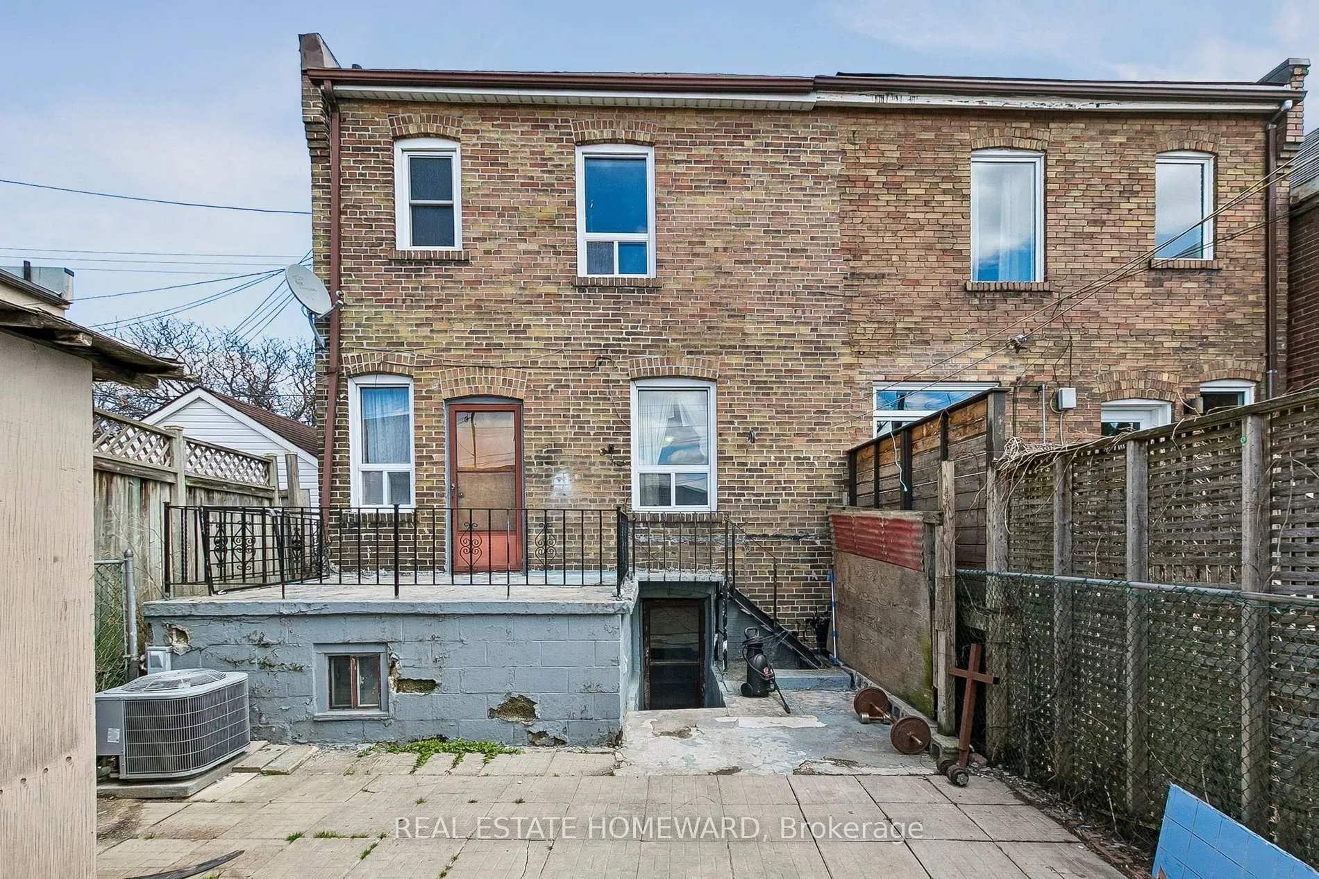 Photo 29 of 98 Via Italia, Toronto, Corso Italia-Davenport — HOMEH