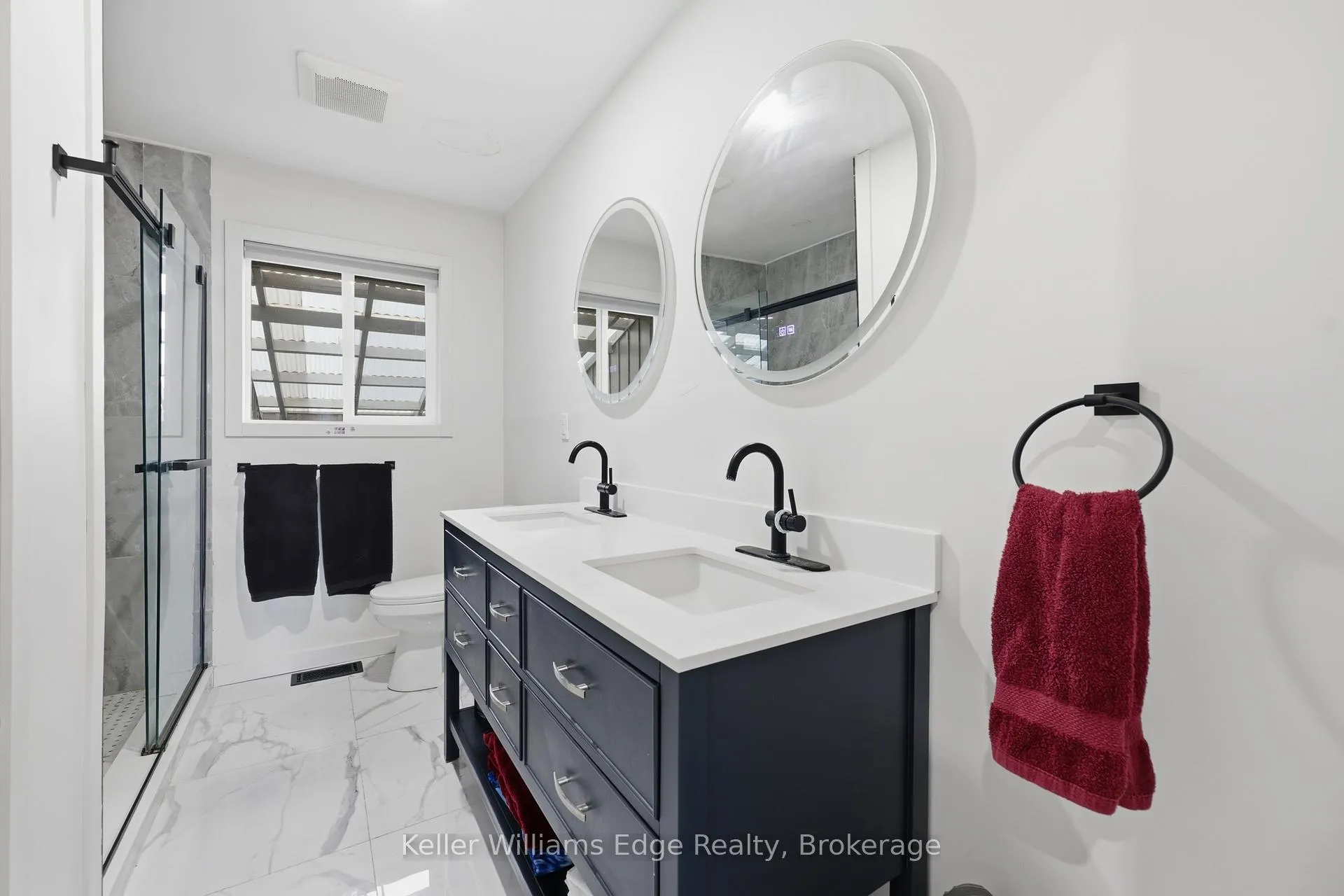 Photo 13 of 33 Buckingham Street, Brantford — HOMEH