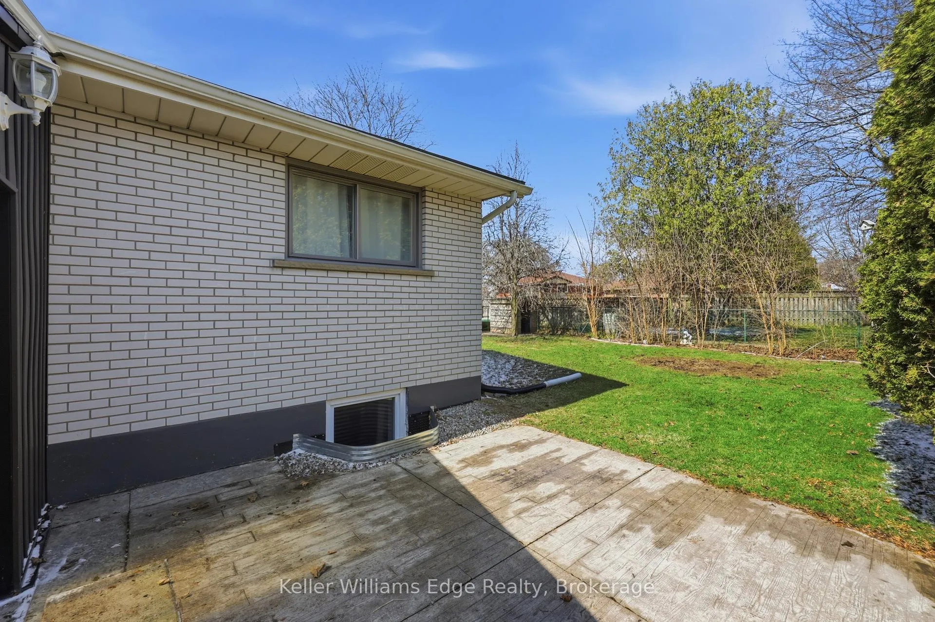 Photo 33 of 33 Buckingham Street, Brantford — HOMEH
