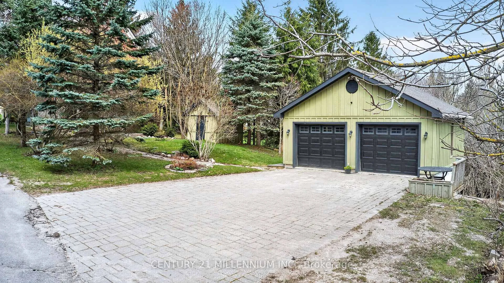 Photo 13 of 10 Mill Street, Amaranth, Rural Amaranth — HOMEH