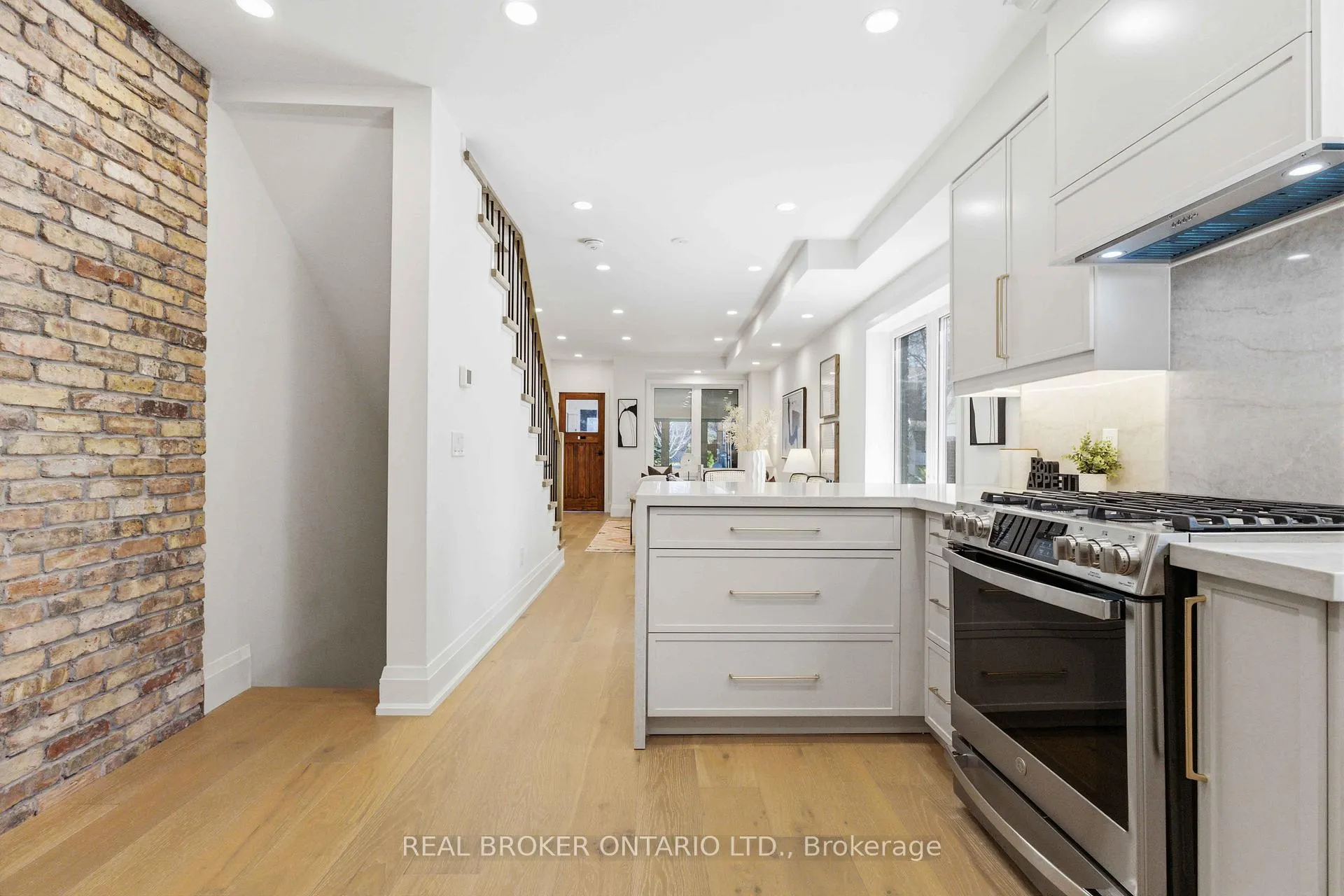 Photo 21 of 54 Moberly Avenue, Toronto, Woodbine Corridor — HOMEH