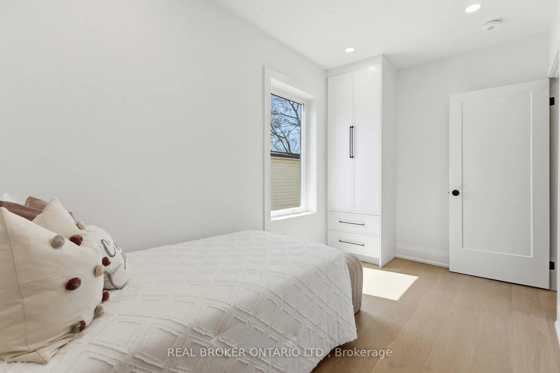 Photo 27 of 54 Moberly Avenue, Toronto, Woodbine Corridor — HOMEH