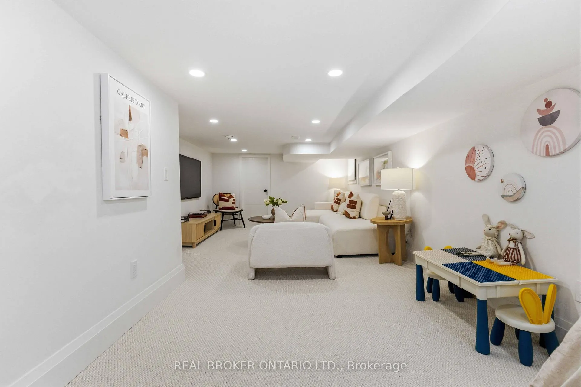Photo 38 of 54 Moberly Avenue, Toronto, Woodbine Corridor — HOMEH