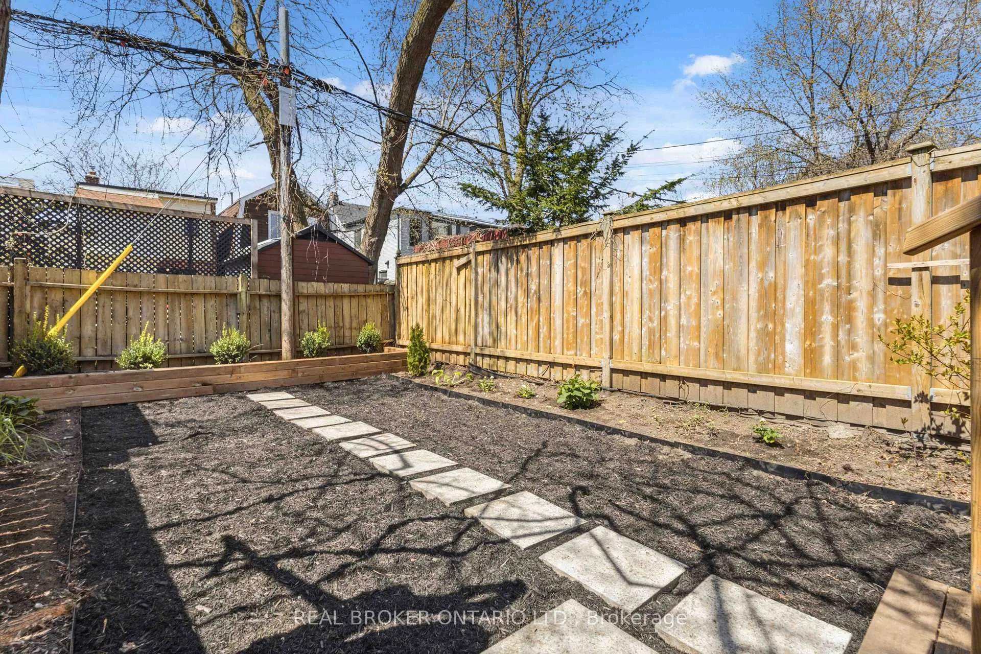 Photo 43 of 54 Moberly Avenue, Toronto, Woodbine Corridor — HOMEH