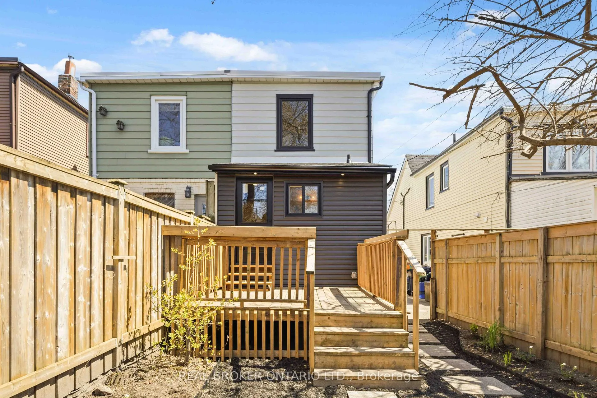 Photo 44 of 54 Moberly Avenue, Toronto, Woodbine Corridor — HOMEH