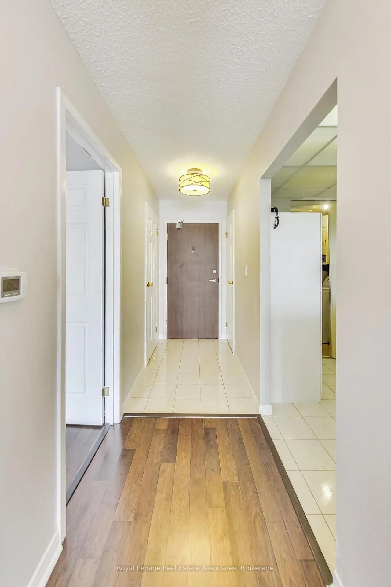Photo 9 of Unit 501, 495 Highway 8, Hamilton, Stoney Creek — HOMEH