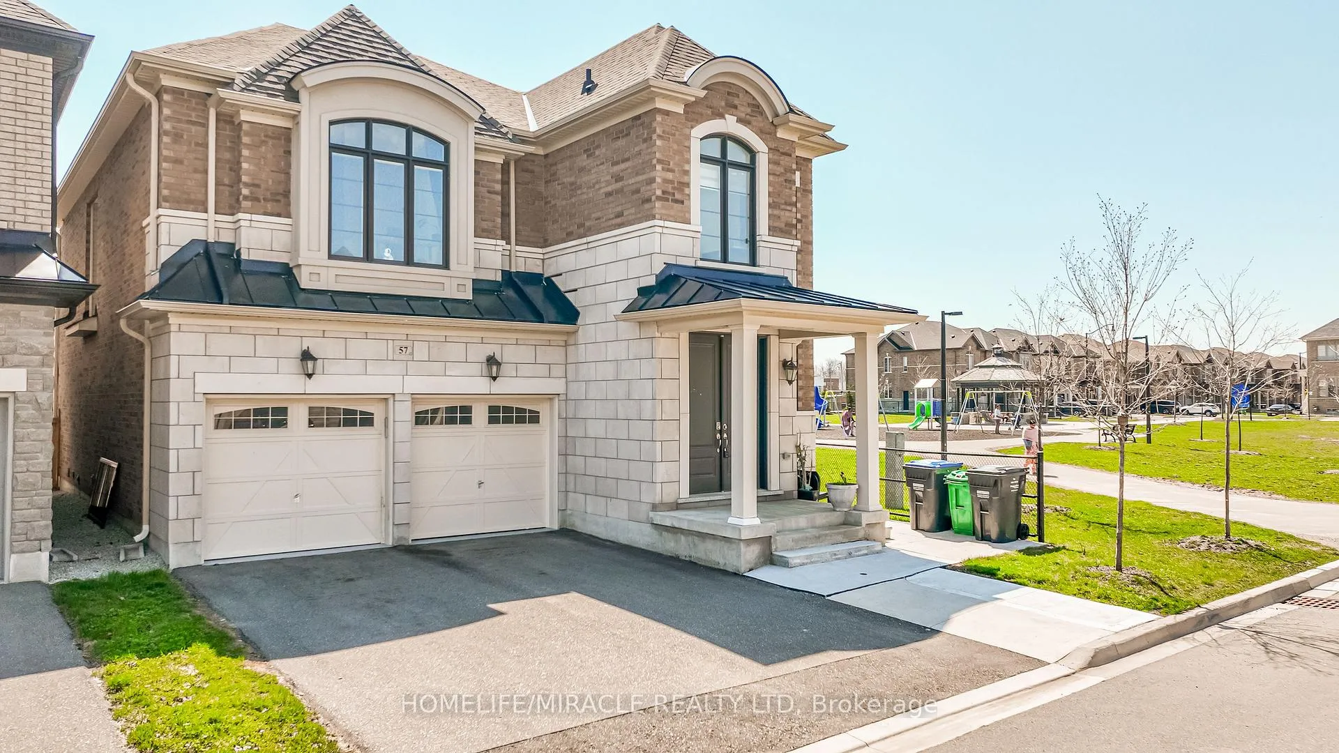 Photo 3 of 57 Brent Stephens Way, Brampton, Northwest Brampton — HOMEH