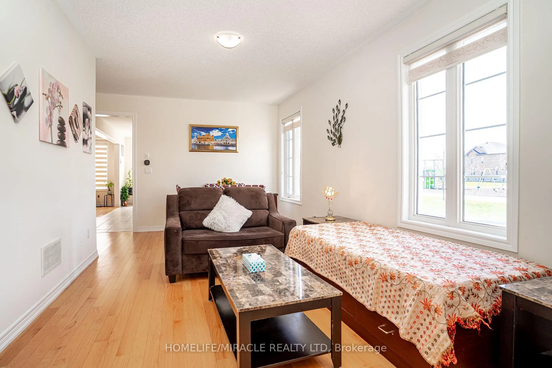 Photo 7 of 57 Brent Stephens Way, Brampton, Northwest Brampton — HOMEH