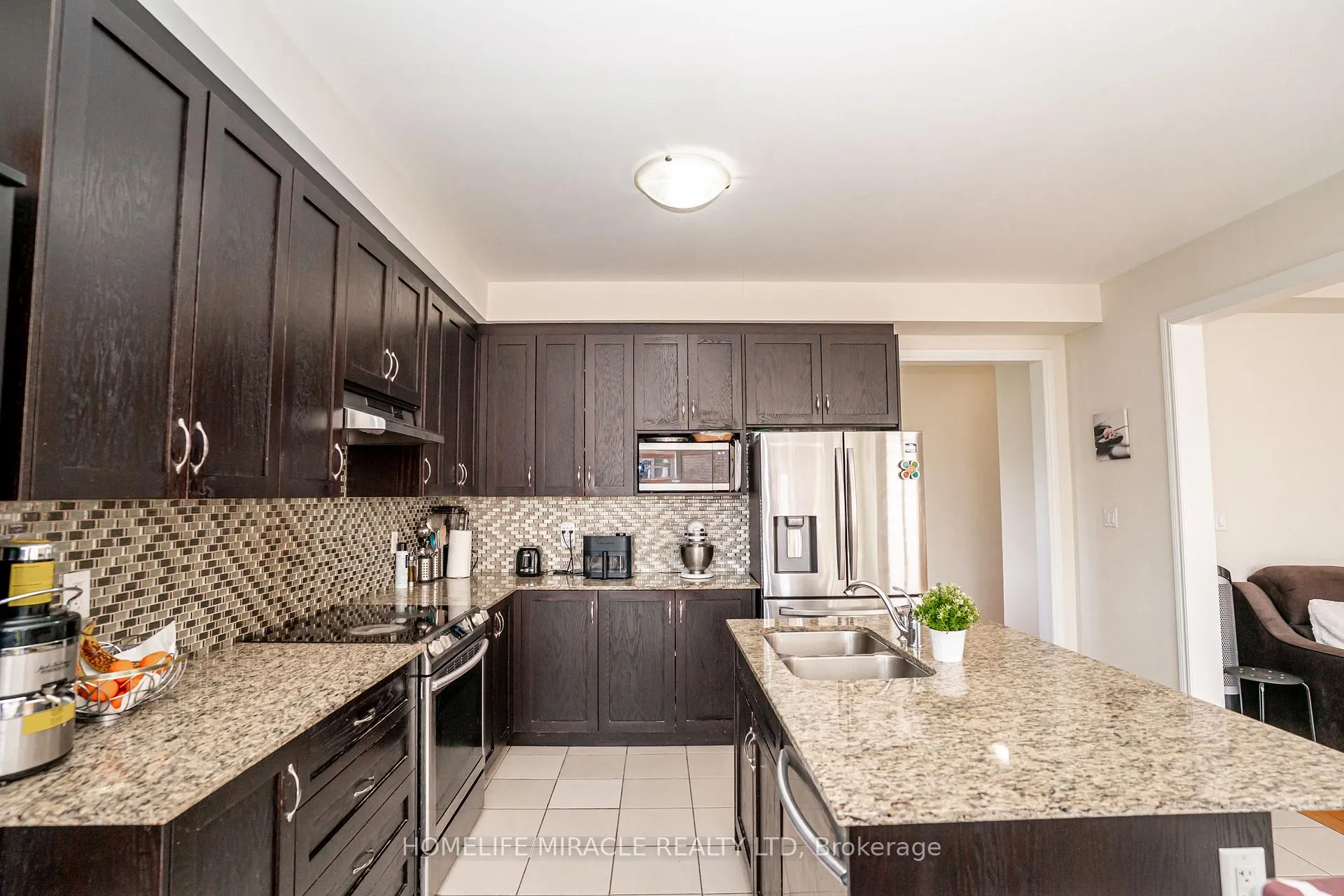 Photo 13 of 57 Brent Stephens Way, Brampton, Northwest Brampton — HOMEH