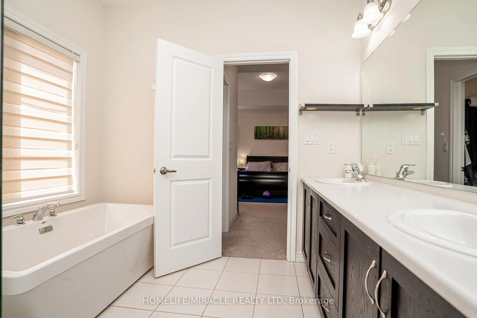 Photo 29 of 57 Brent Stephens Way, Brampton, Northwest Brampton — HOMEH