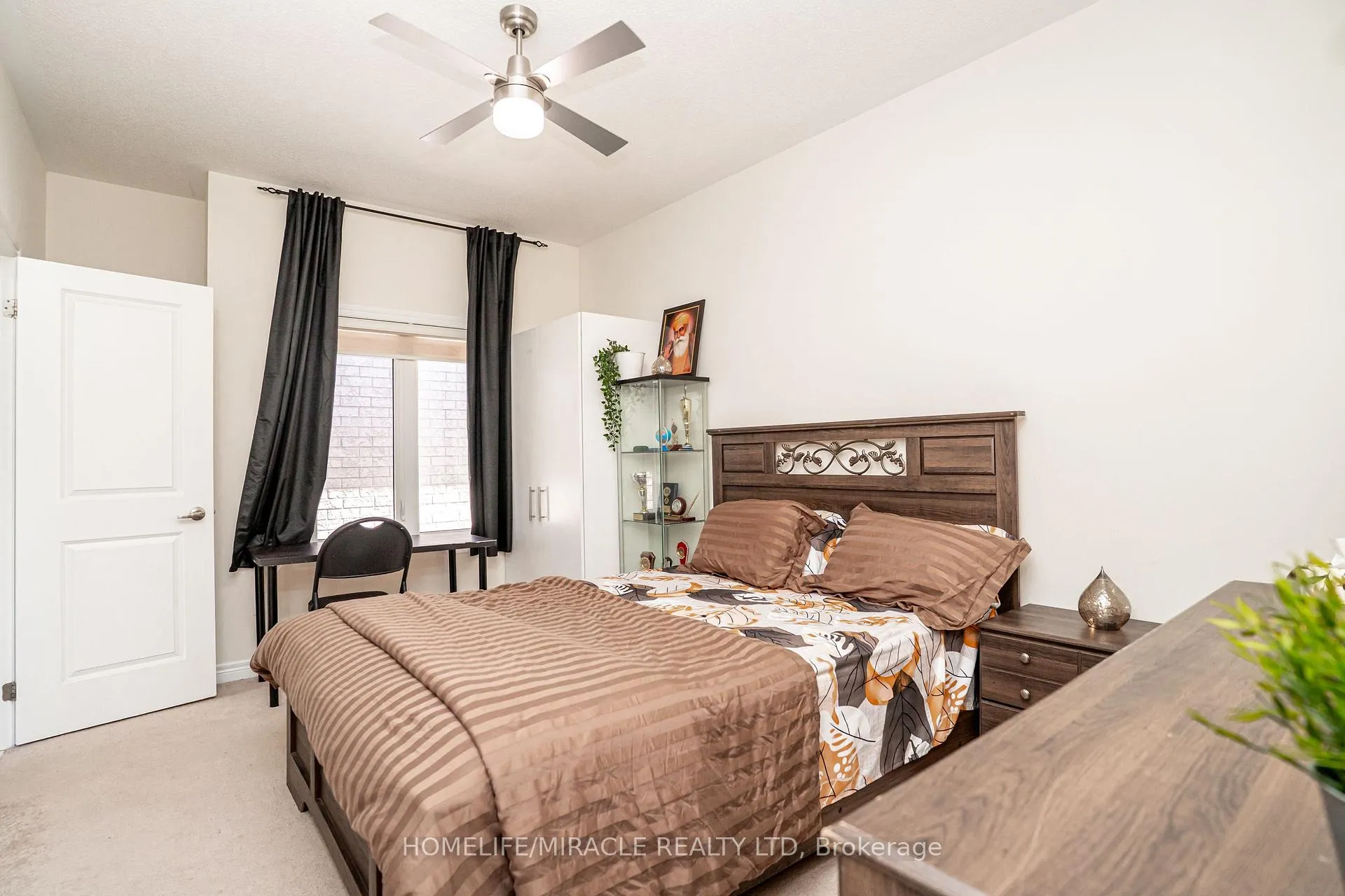 Photo 34 of 57 Brent Stephens Way, Brampton, Northwest Brampton — HOMEH