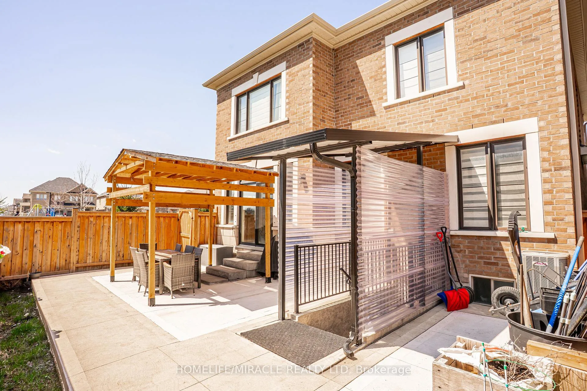 Photo 47 of 57 Brent Stephens Way, Brampton, Northwest Brampton — HOMEH