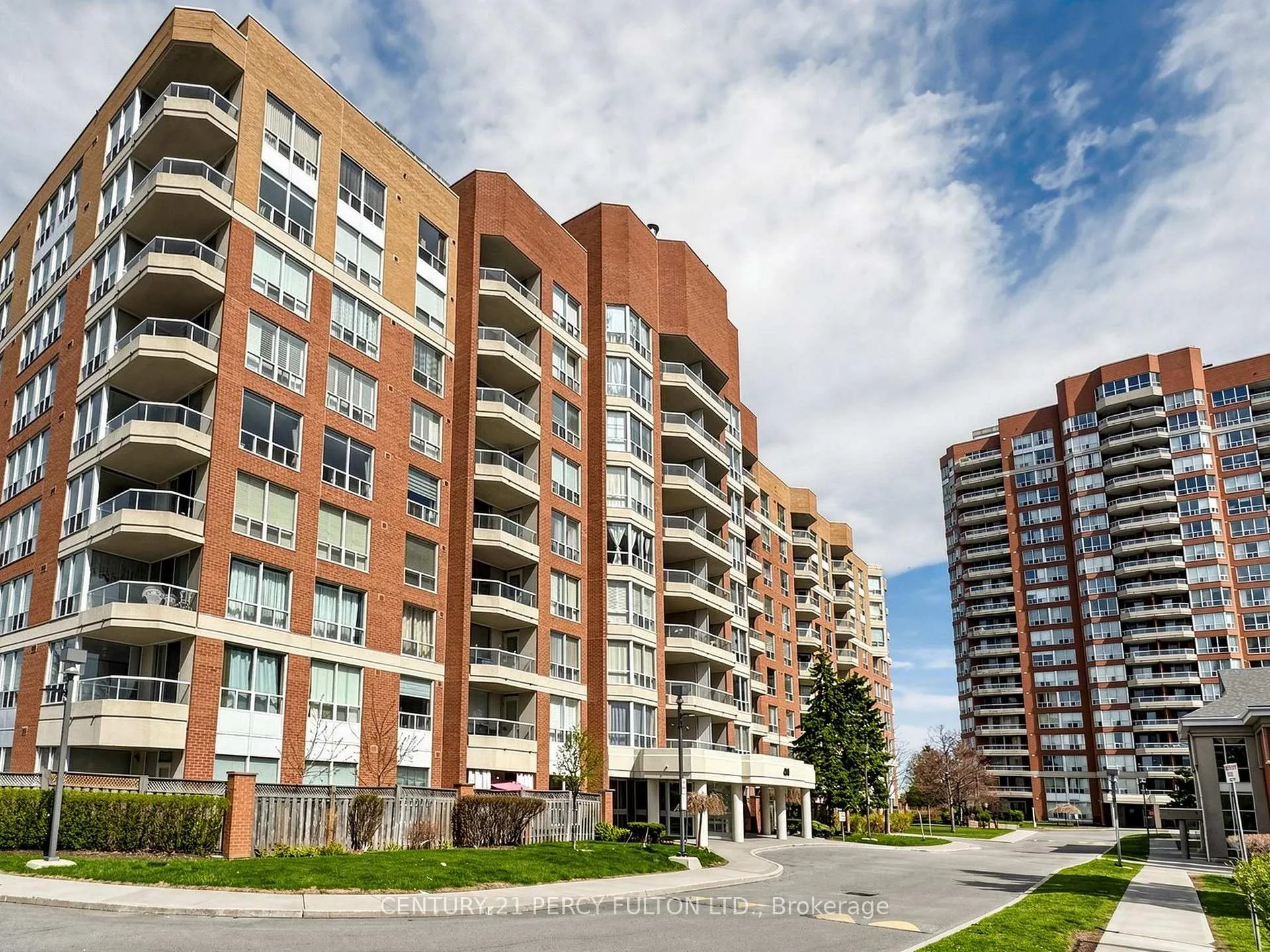 Front of Unit Ph15, 480 Mclevin Avenue