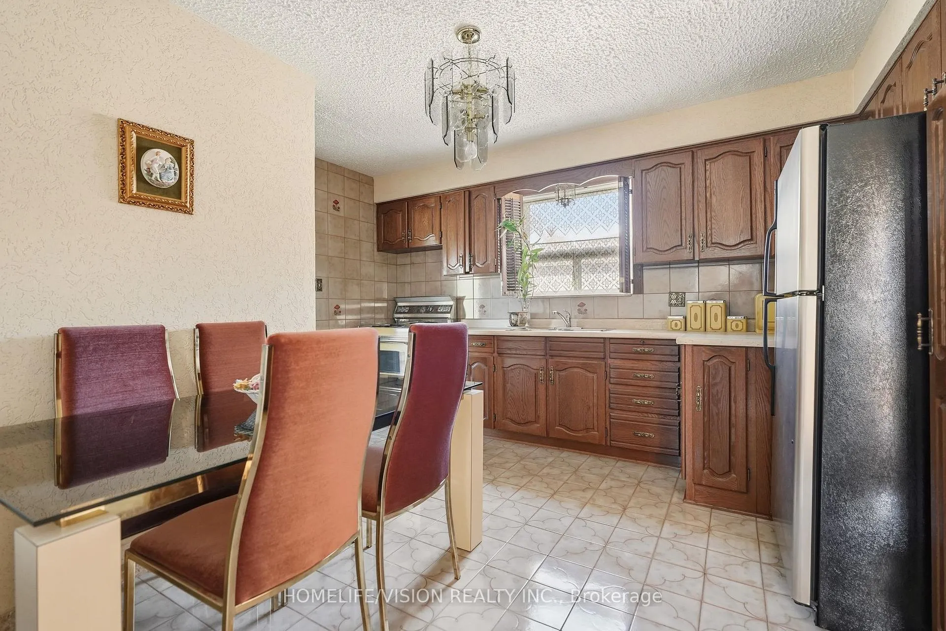Photo 20 of 239 Epsom Downs Drive, North York, Downsview-Roding-CFB — HOMEH