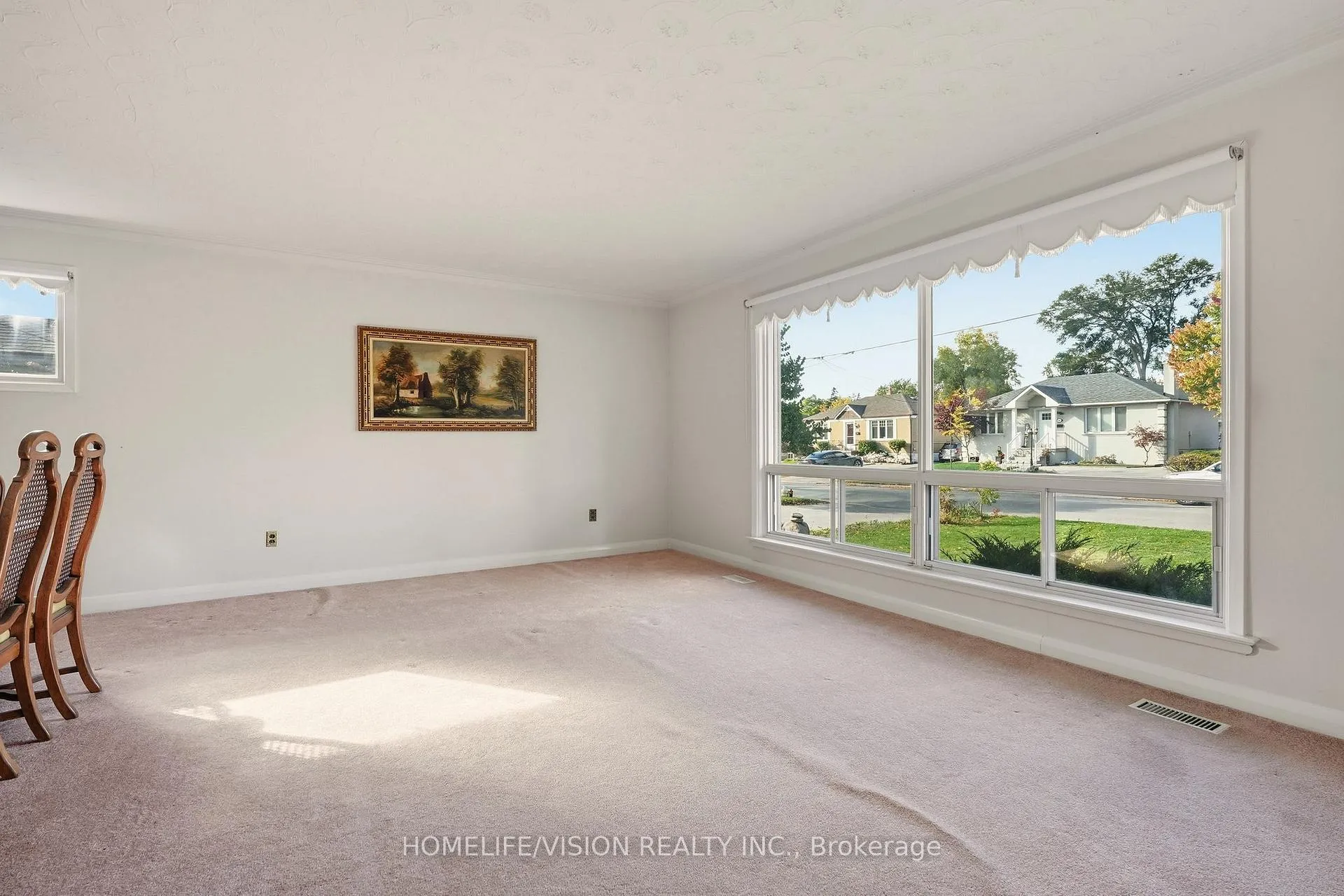 Photo 51 of 239 Epsom Downs Drive, North York, Downsview-Roding-CFB — HOMEH