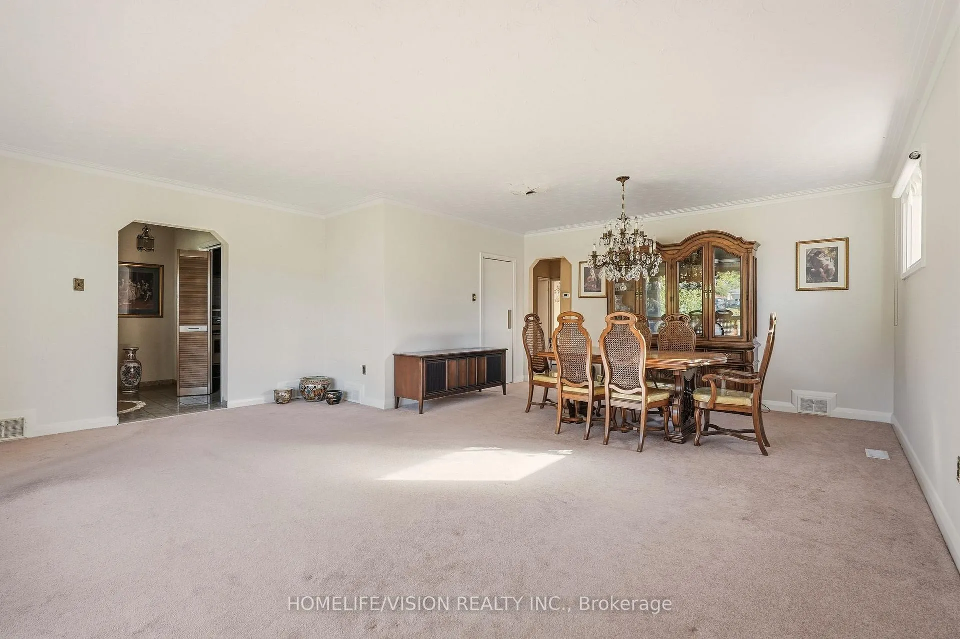 Photo 54 of 239 Epsom Downs Drive, North York, Downsview-Roding-CFB — HOMEH