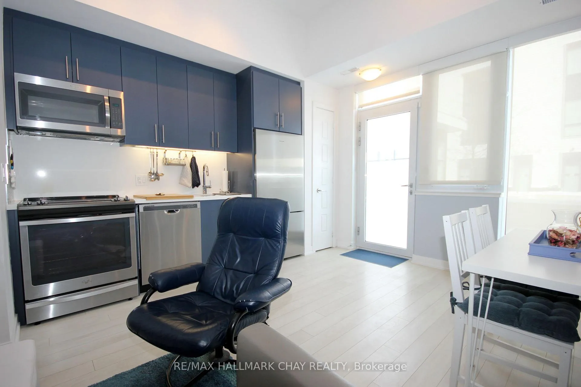 Photo 10 of Unit 60, 275 Broward Way, Innisfil, Rural Innisfil — HOMEH
