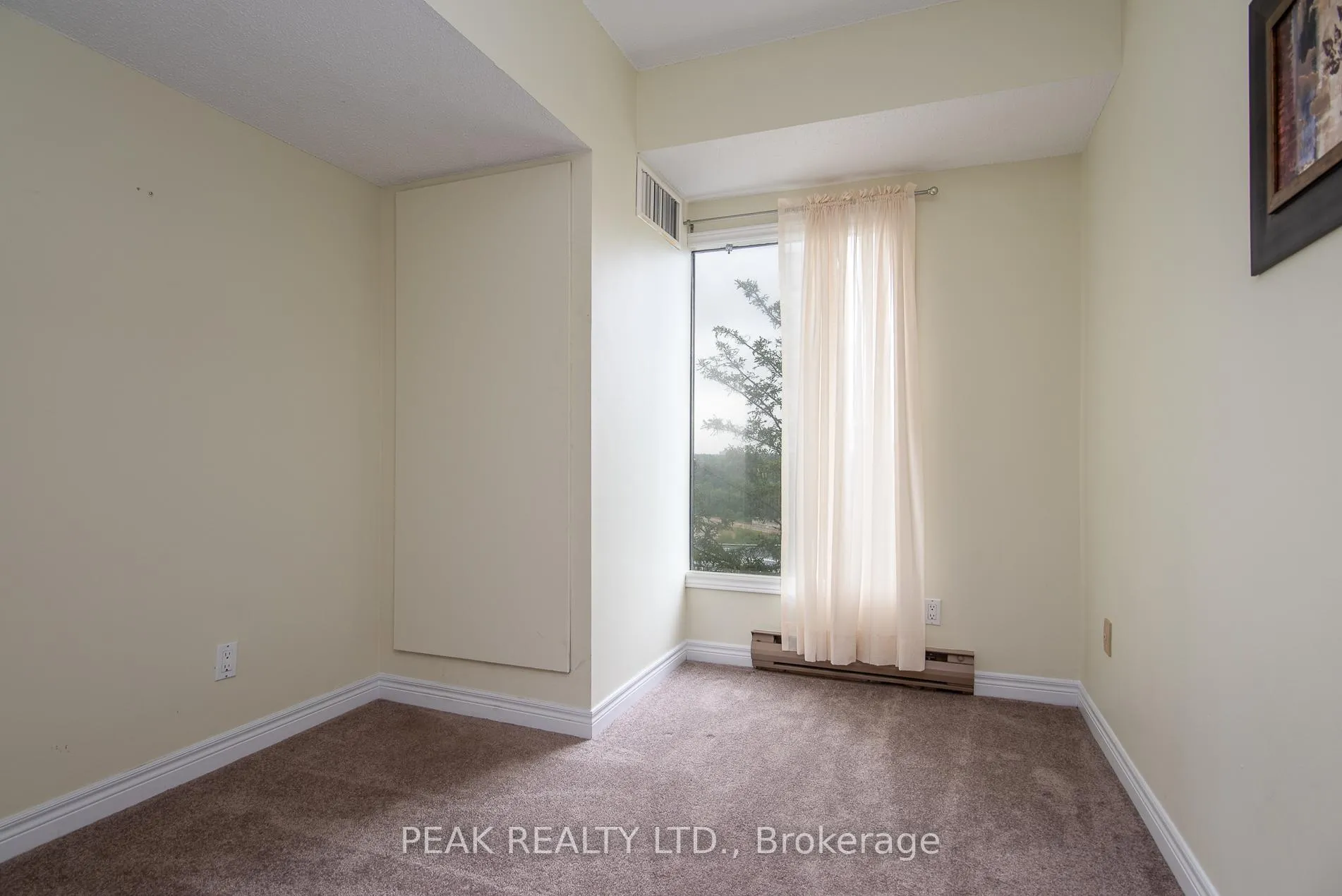 Photo 17 of Unit 807, 260 Sheldon Avenue N, Kitchener — HOMEH