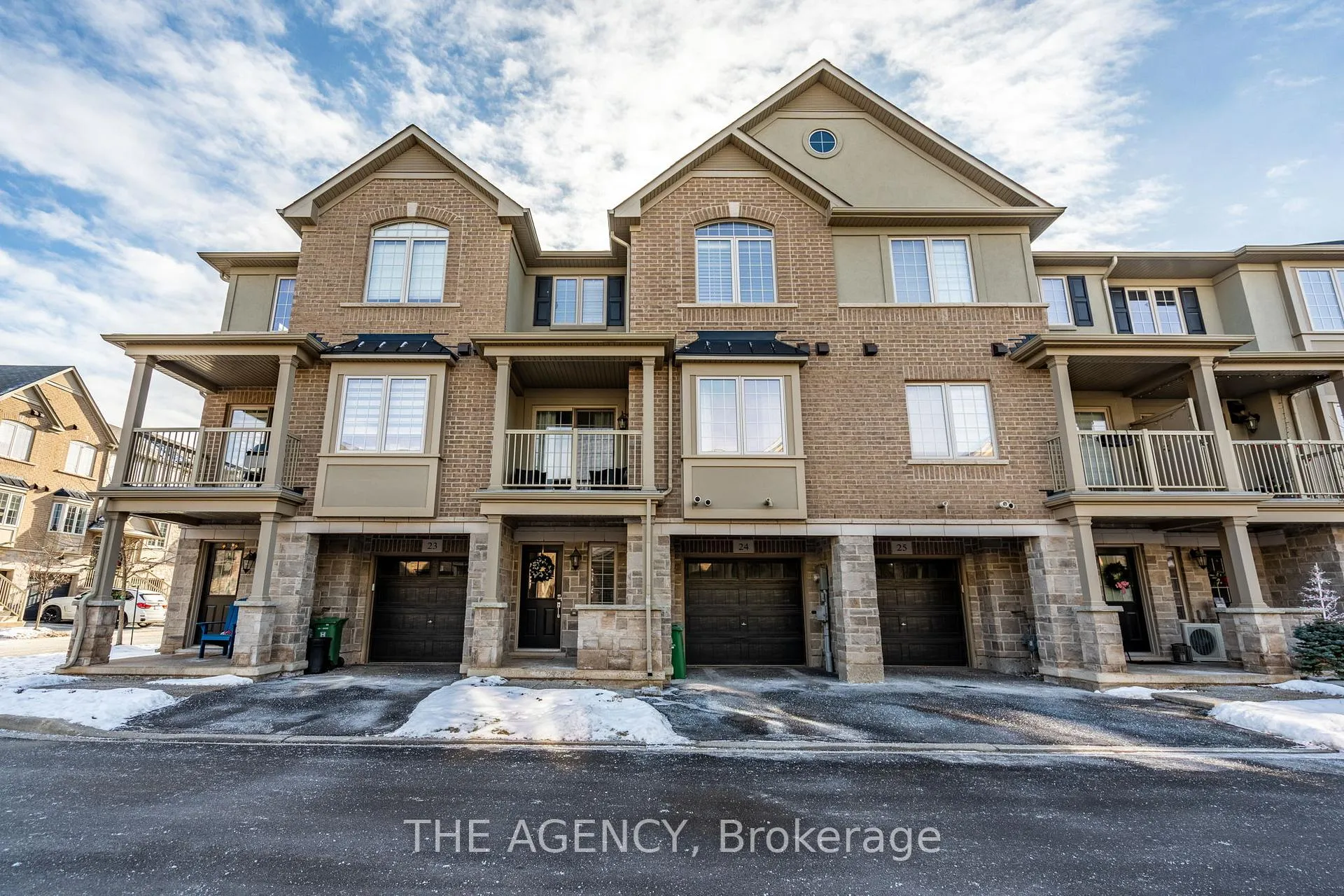 Photo 1 of Unit 24, 215 Dundas Street E, Hamilton, Waterdown — HOMEH