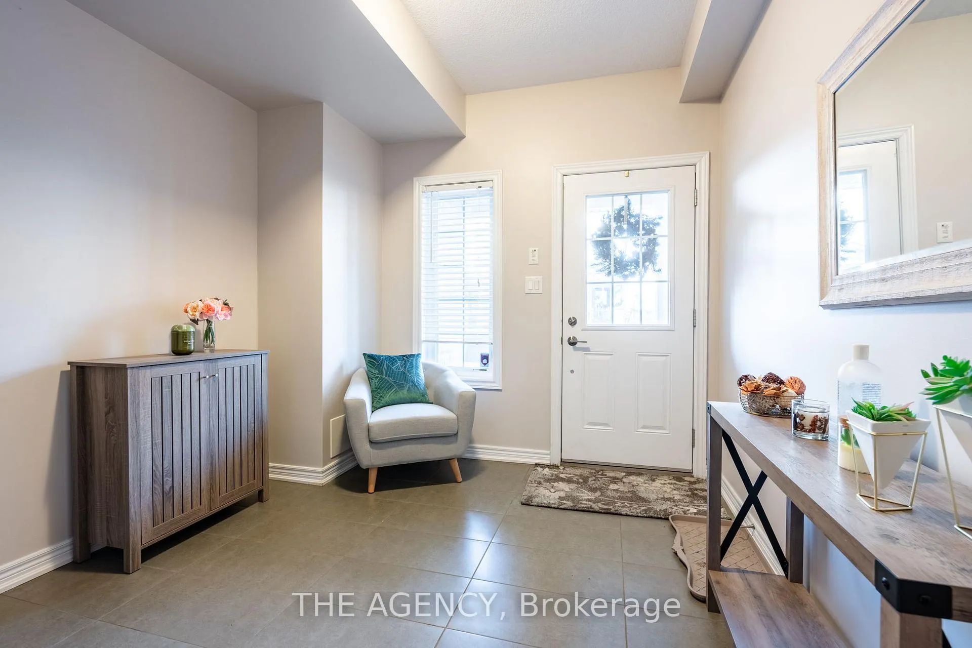 Photo 4 of Unit 24, 215 Dundas Street E, Hamilton, Waterdown — HOMEH