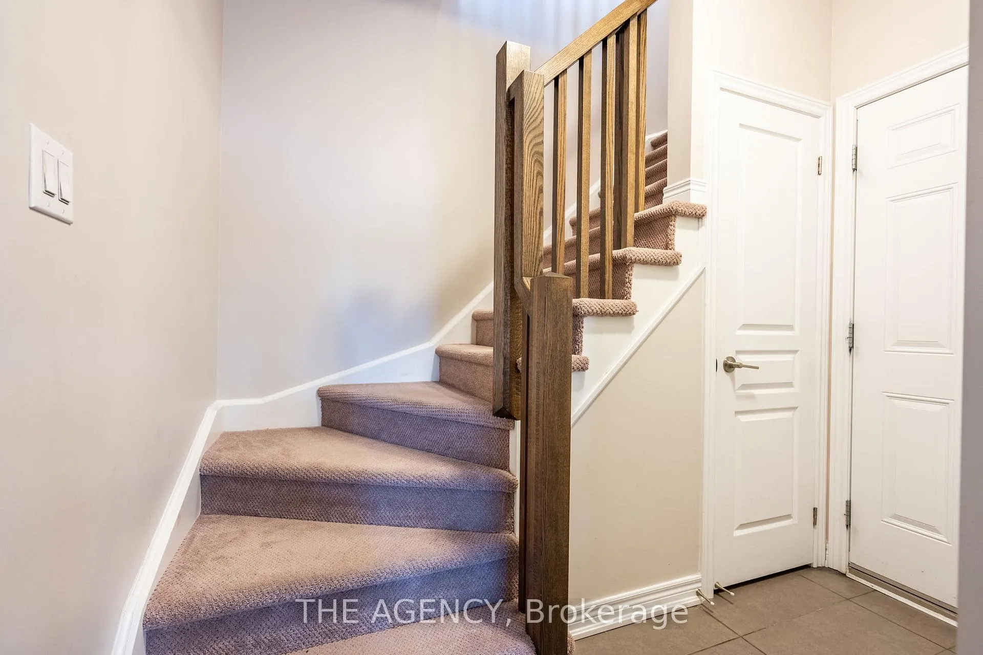 Photo 6 of Unit 24, 215 Dundas Street E, Hamilton, Waterdown — HOMEH