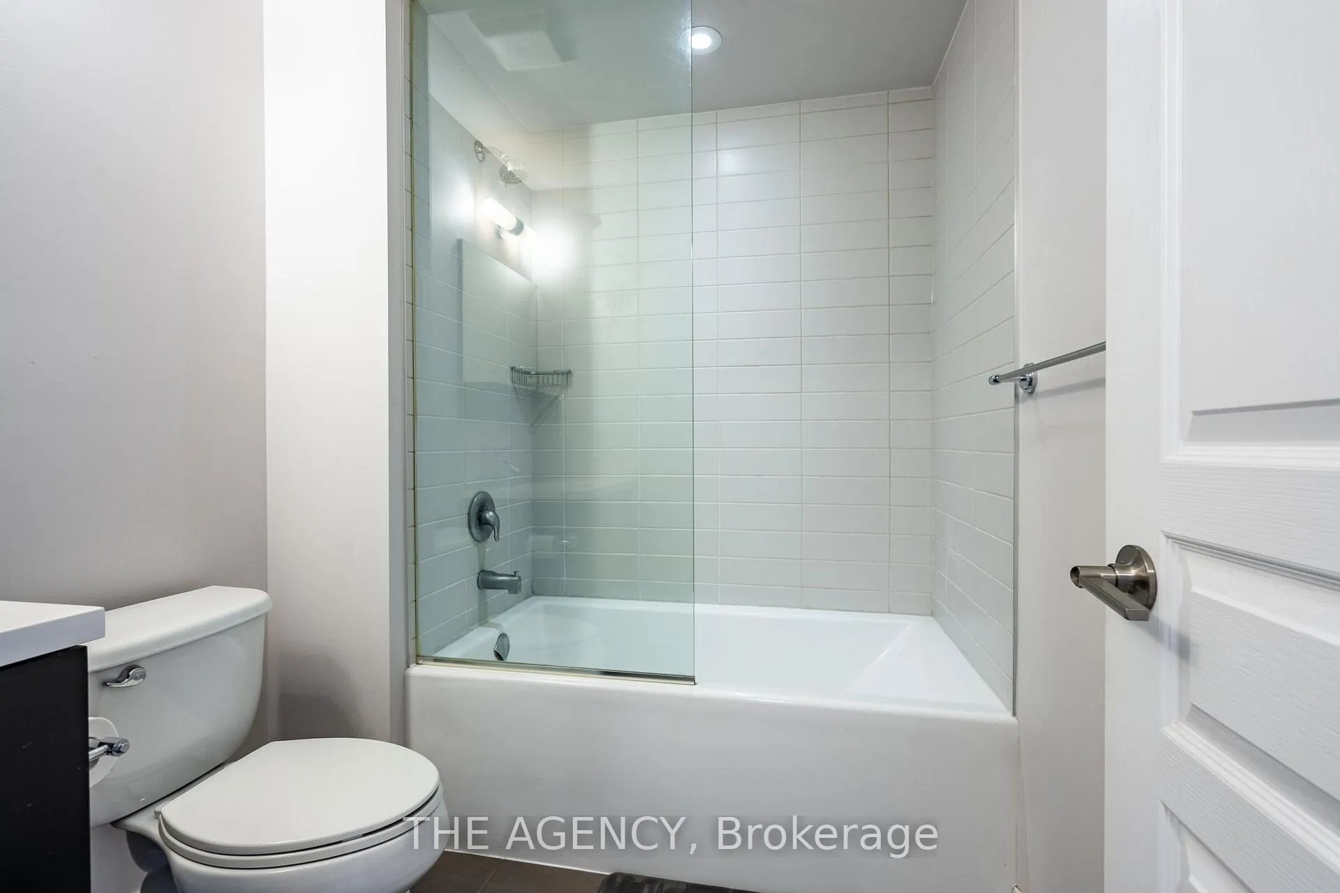 Photo 23 of Unit 24, 215 Dundas Street E, Hamilton, Waterdown — HOMEH