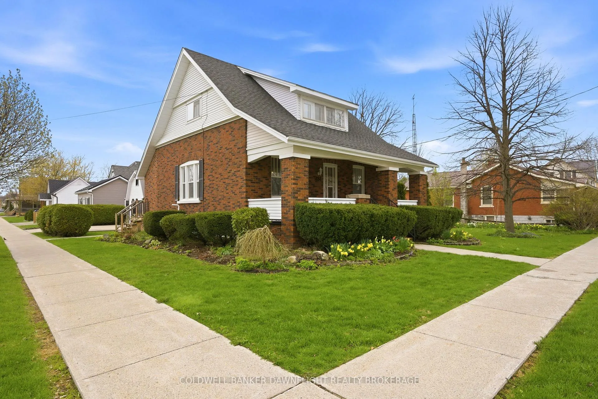 Photo 2 of 484 Carling Street, South Huron, Exeter — HOMEH